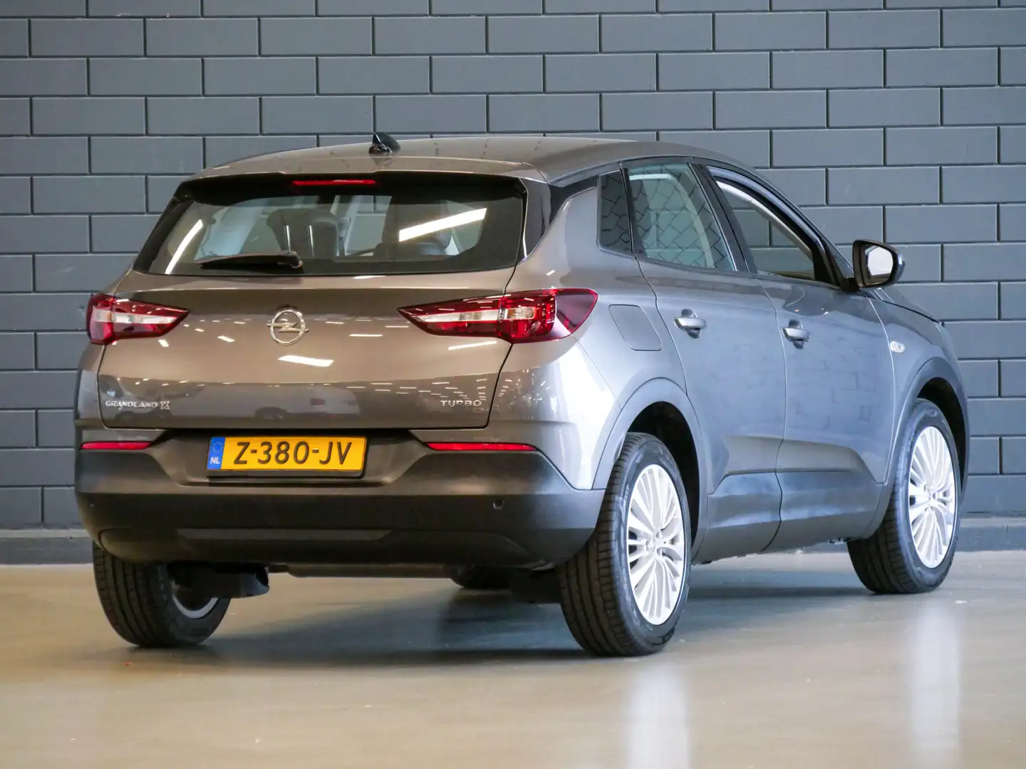 Opel Grandland X 1.2 130PK Turbo Innovation | APPLE CARPLAY | CRUIS Gris - 2