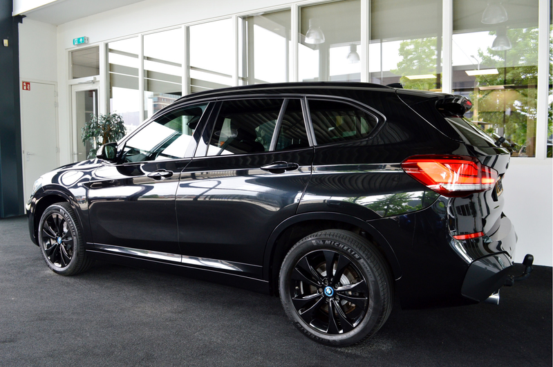 BMW X1 sDrive20i M-Sportedition | 1800kg ! — photo 5