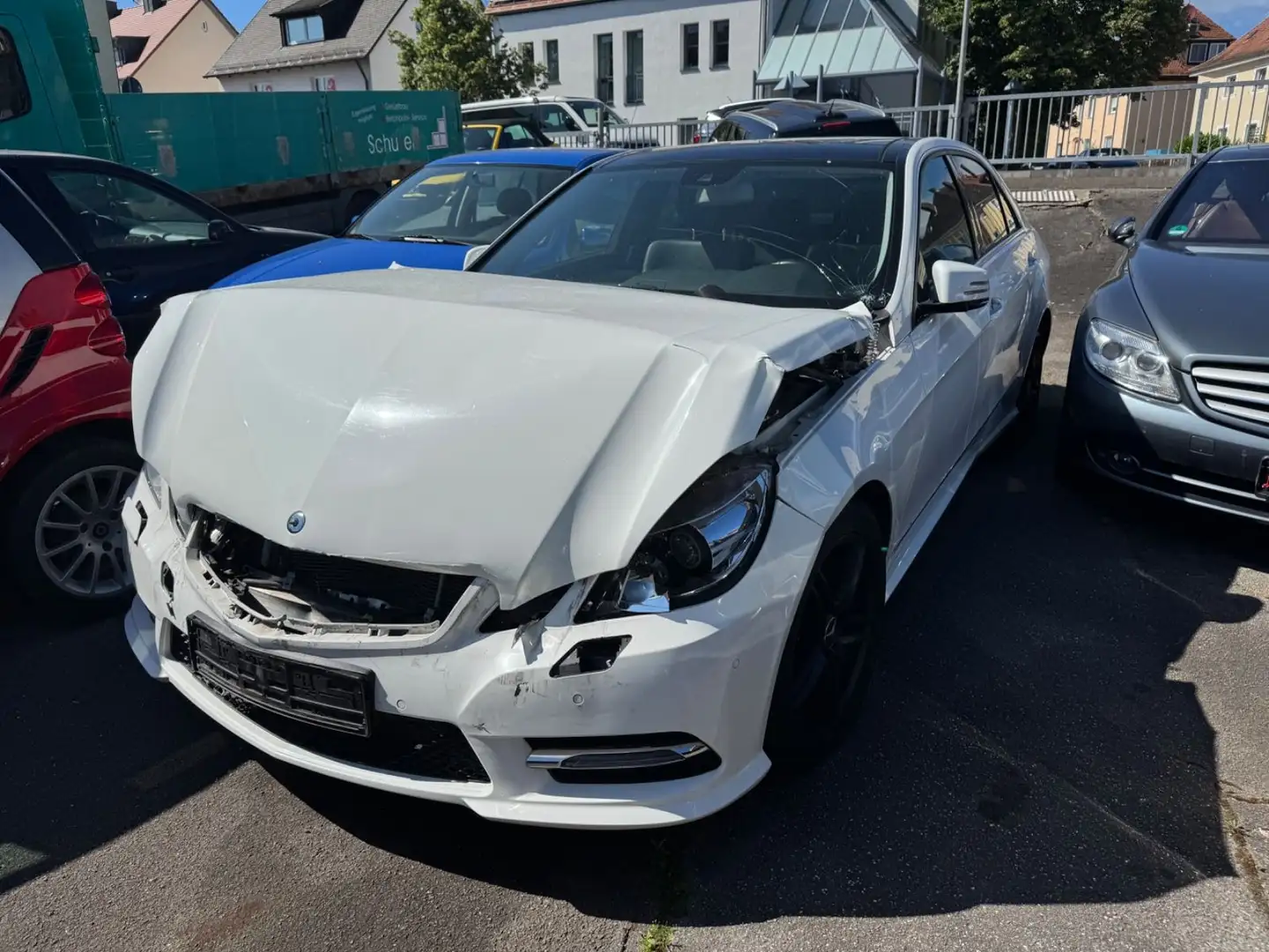 Mercedes-Benz E 220 Lim. CDI AVANTGARDE *MOTOR OK*AIRBAGS ZU* Wit - 1