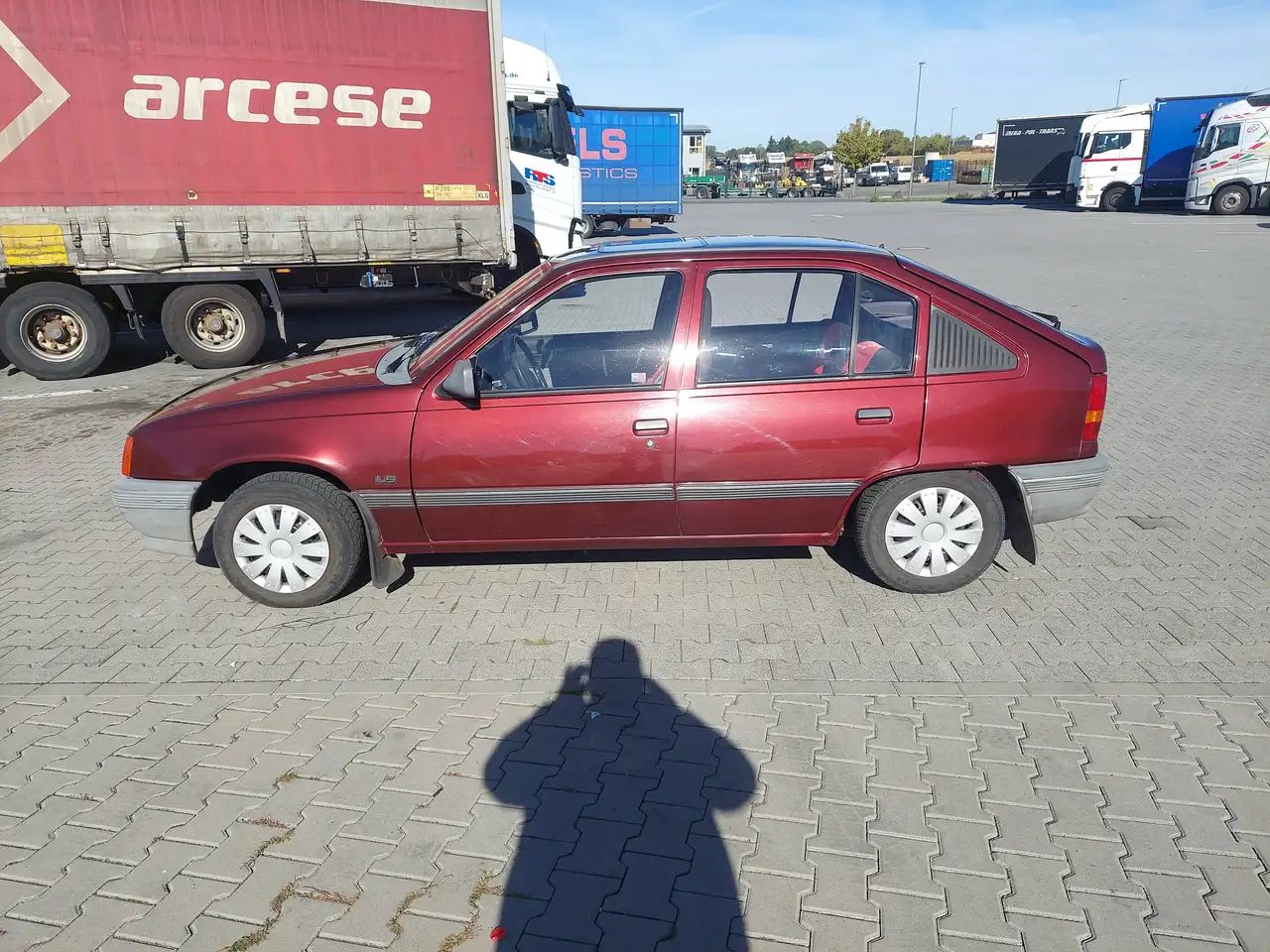 Opel Kadett E LS, foto 3