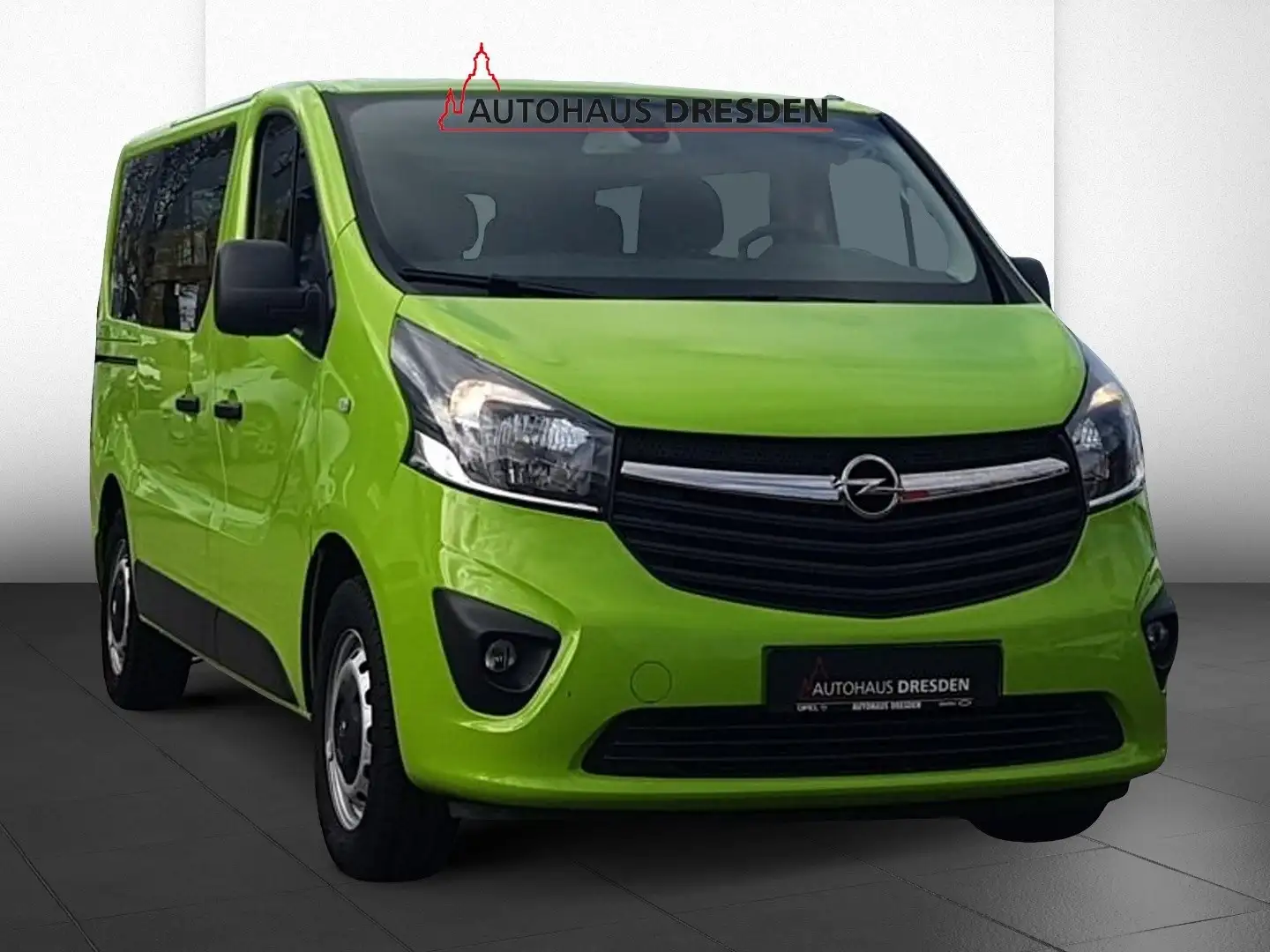 Opel Vivaro B Kombi 1.6 CDTI Biturbo L1H1 2.7t Grün - 2