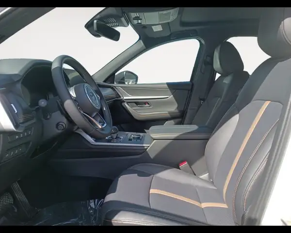 Mazda CX-60 view 9
