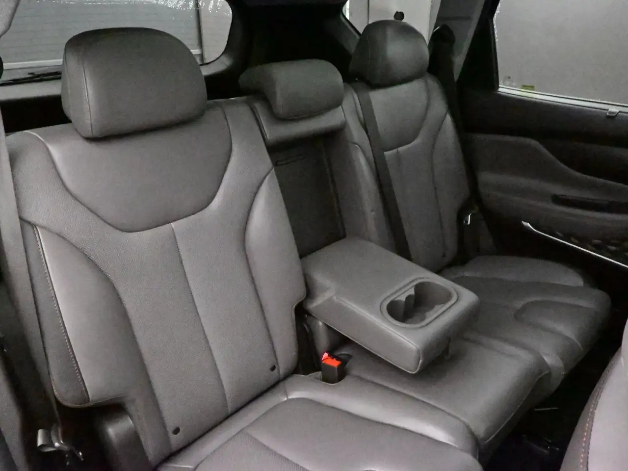 Hyundai SANTA FE снимка Hyundai SANTA FE