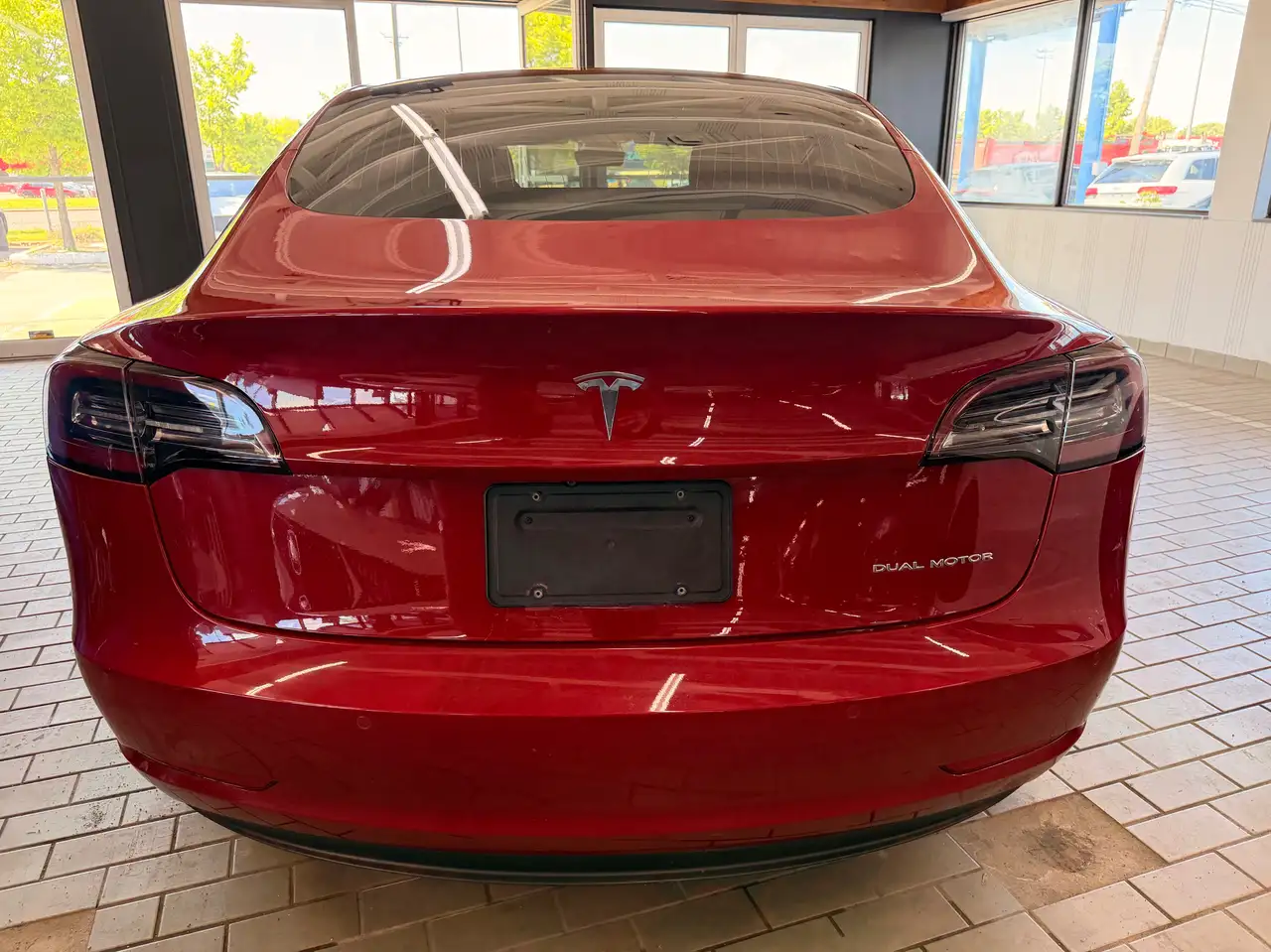 Tesla Model 3 fotografie Tesla Model 3