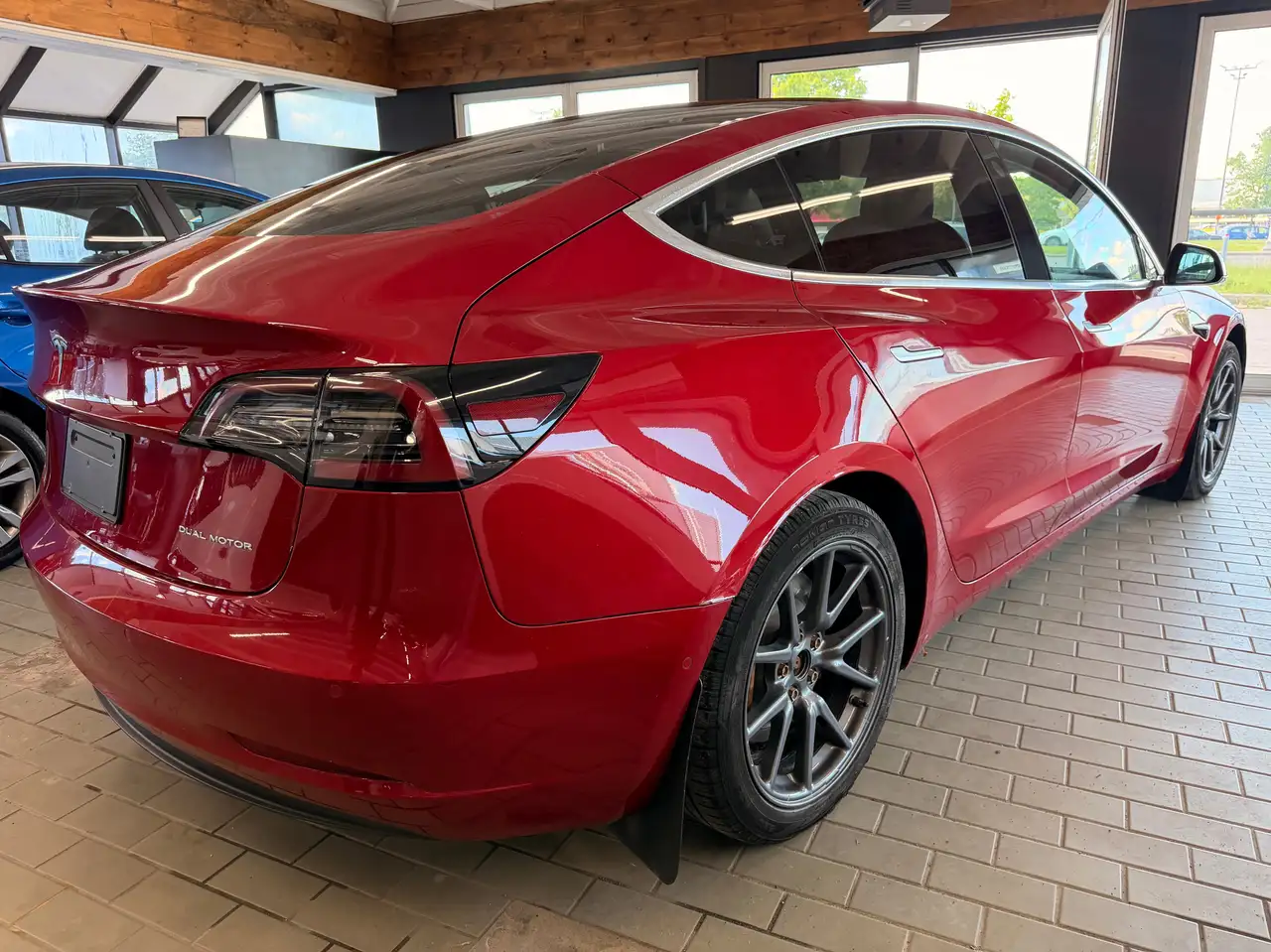Tesla Model 3 fotografie Tesla Model 3