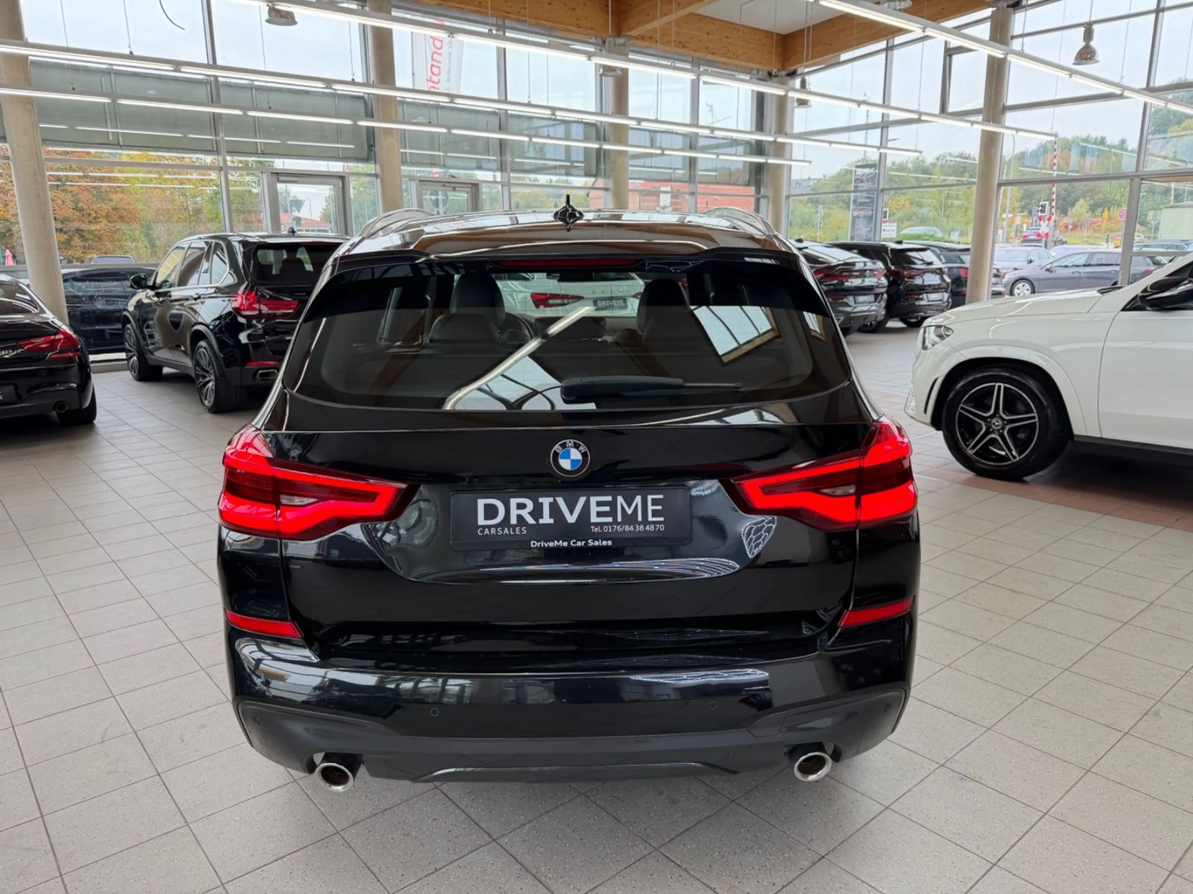 BMW X3 xDrive 20 d M Sport LED HUD PDC — photo 9
