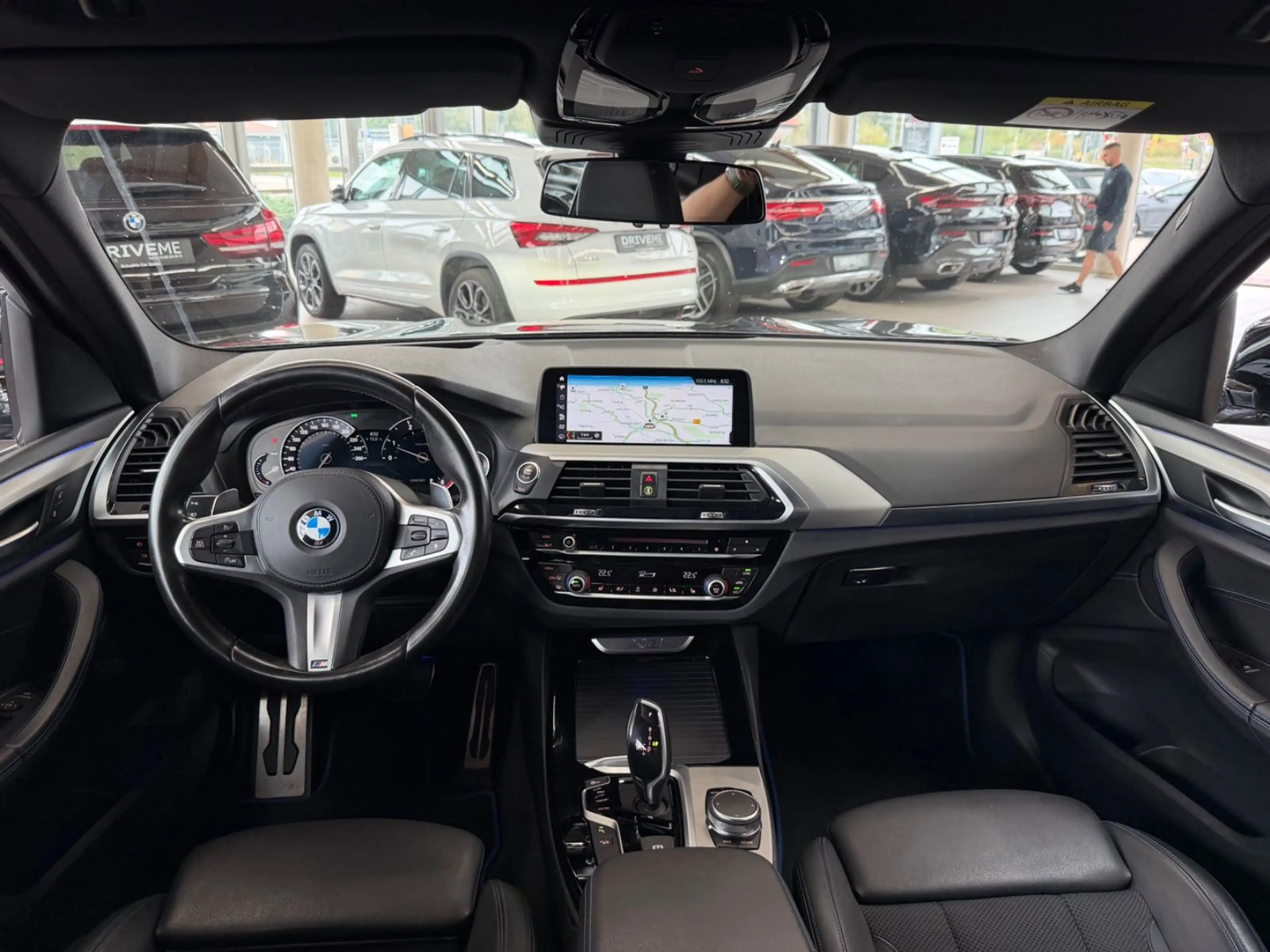 BMW X3 xDrive 20 d M Sport LED HUD PDC — photo 12