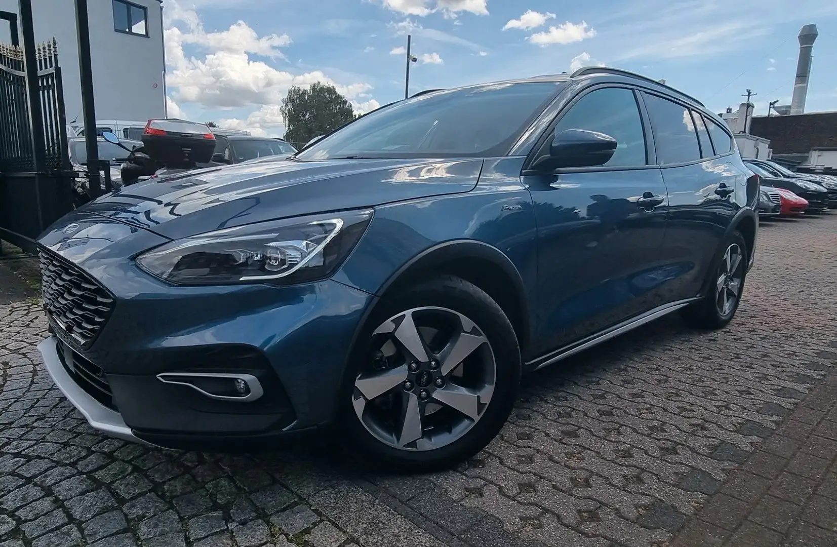 Ford Focus Turnier Active X-KAMERA-31.TKM-LED-EU6D Blau - 2