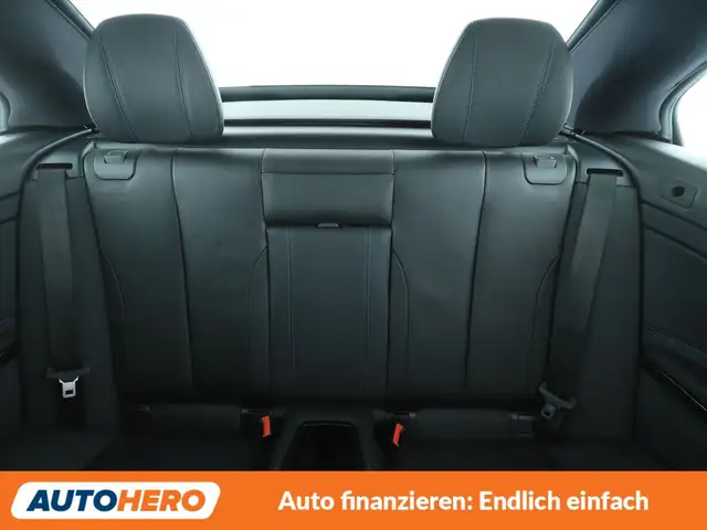 BMW 4 Series view 16