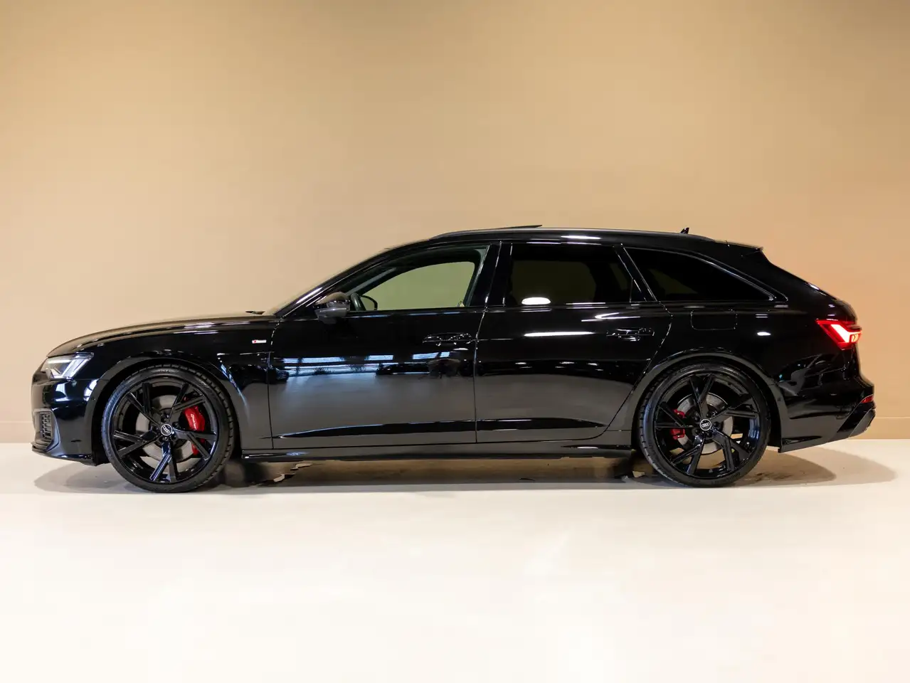 Audi A6 Avant 55 TFSI e quattro S-Line Competition / 367pk, миниатюра 3