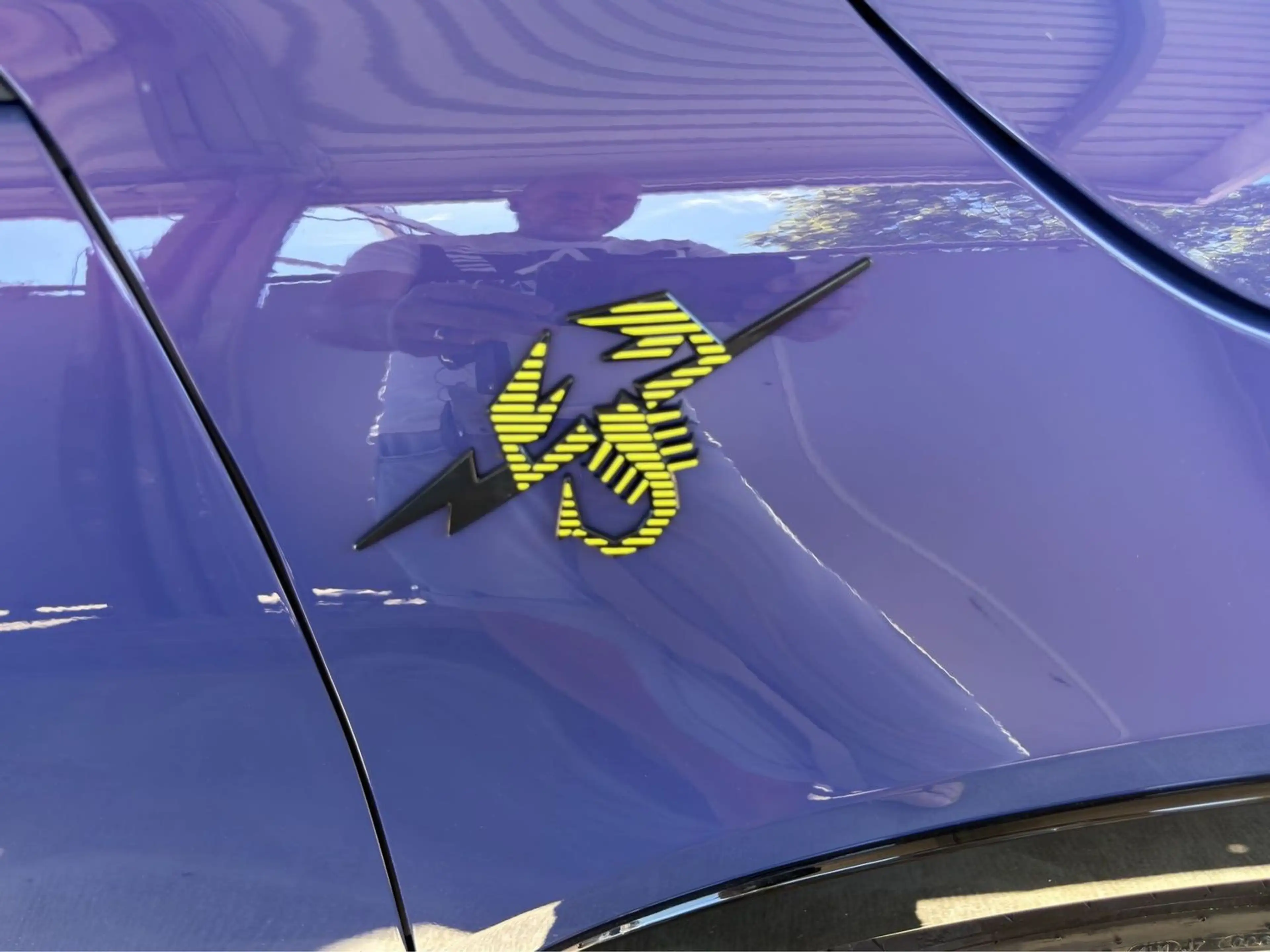 Abarth 500 / 600e 207 kW Scorpionissima Navi ACC LED — photo 11