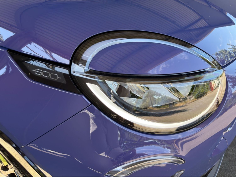 Abarth 500 / 600e 207 kW Scorpionissima Navi ACC LED — photo 10