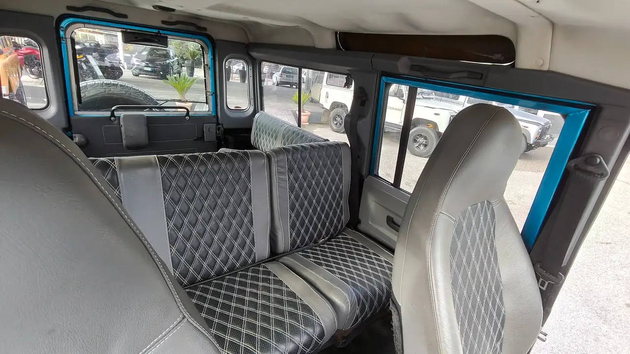 Land Rover Defender V 1990 110/130 110 2.5 td5 E SW, foto 12