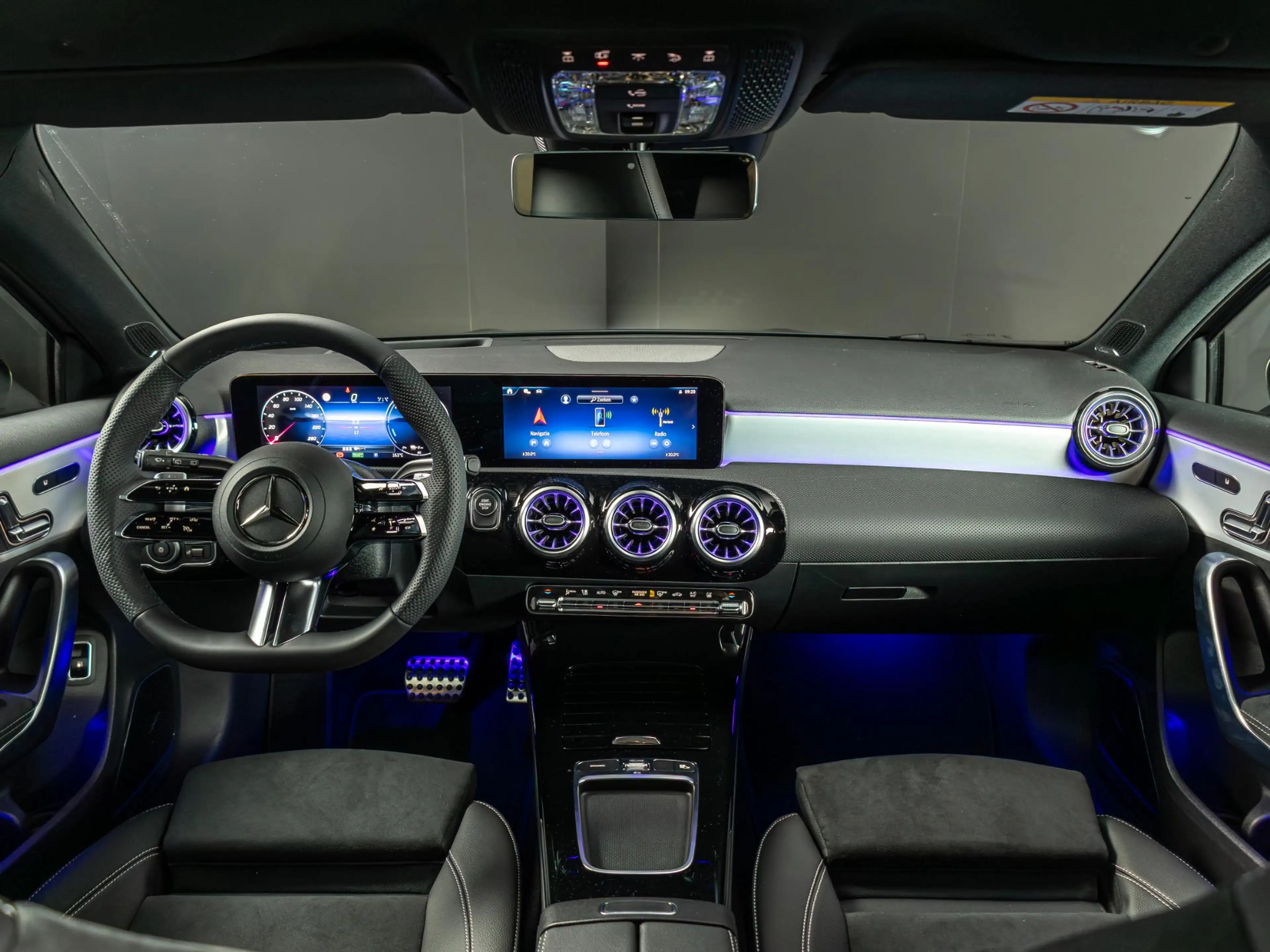 Mercedes-Benz A 250 Hatchback e Business Solution AMG | Premium PLUS | — photo 11