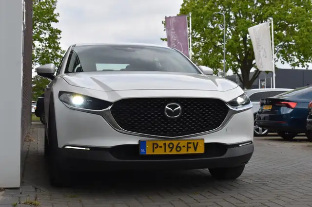 Mazda CX-30 view 10