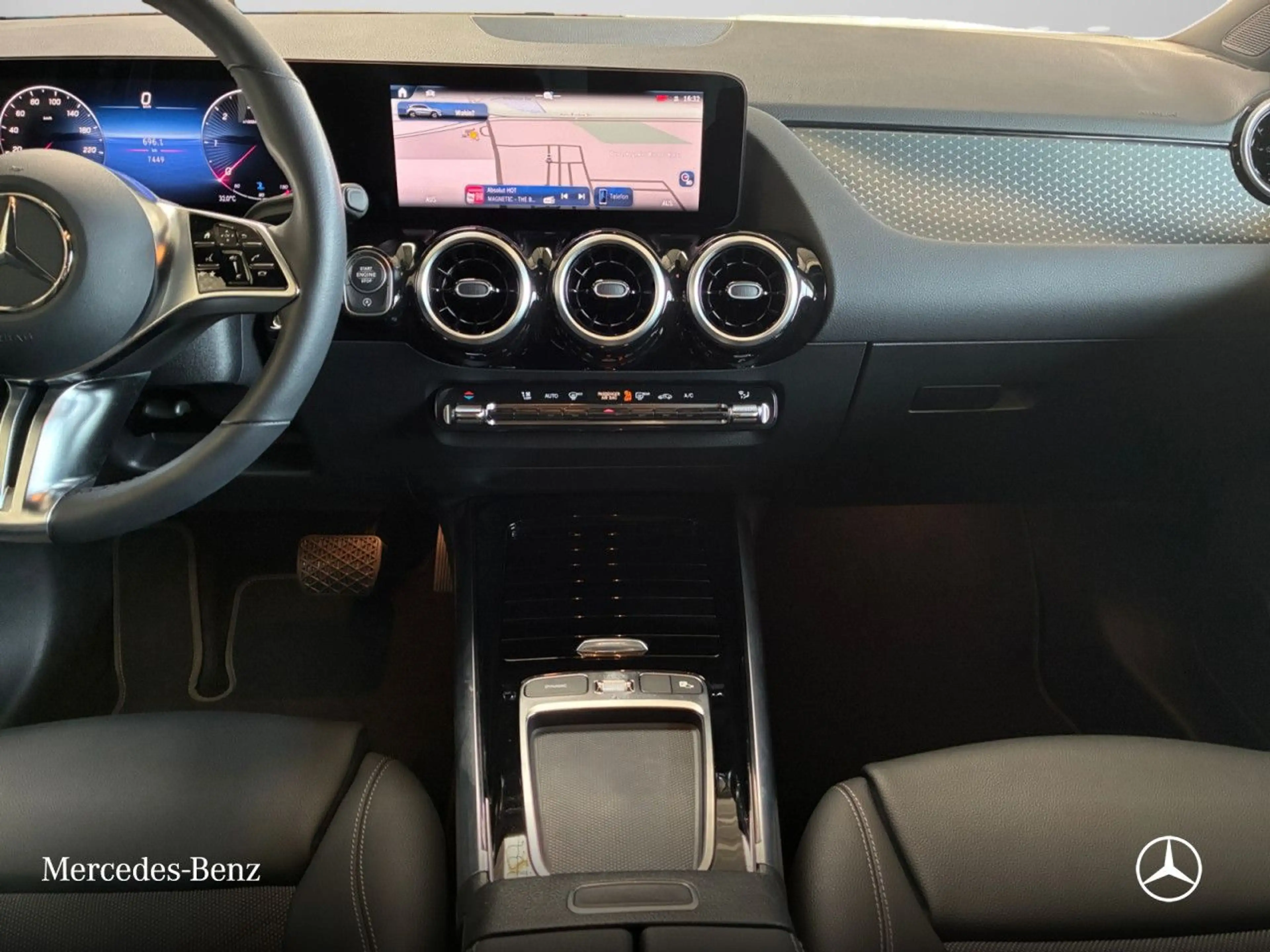Mercedes-Benz GLA 200 d PROGRESSIVE+360°+AHK+LED+TOTW+8G — photo 15