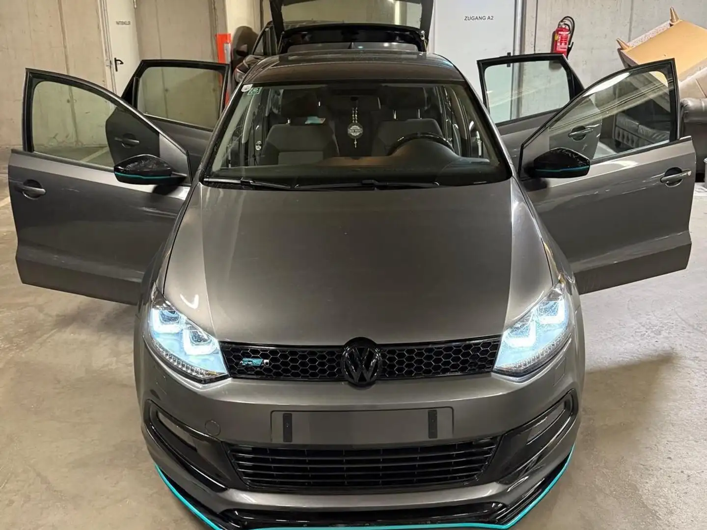 Volkswagen Polo Polo 4Sports 1,24Sports Grau - 2