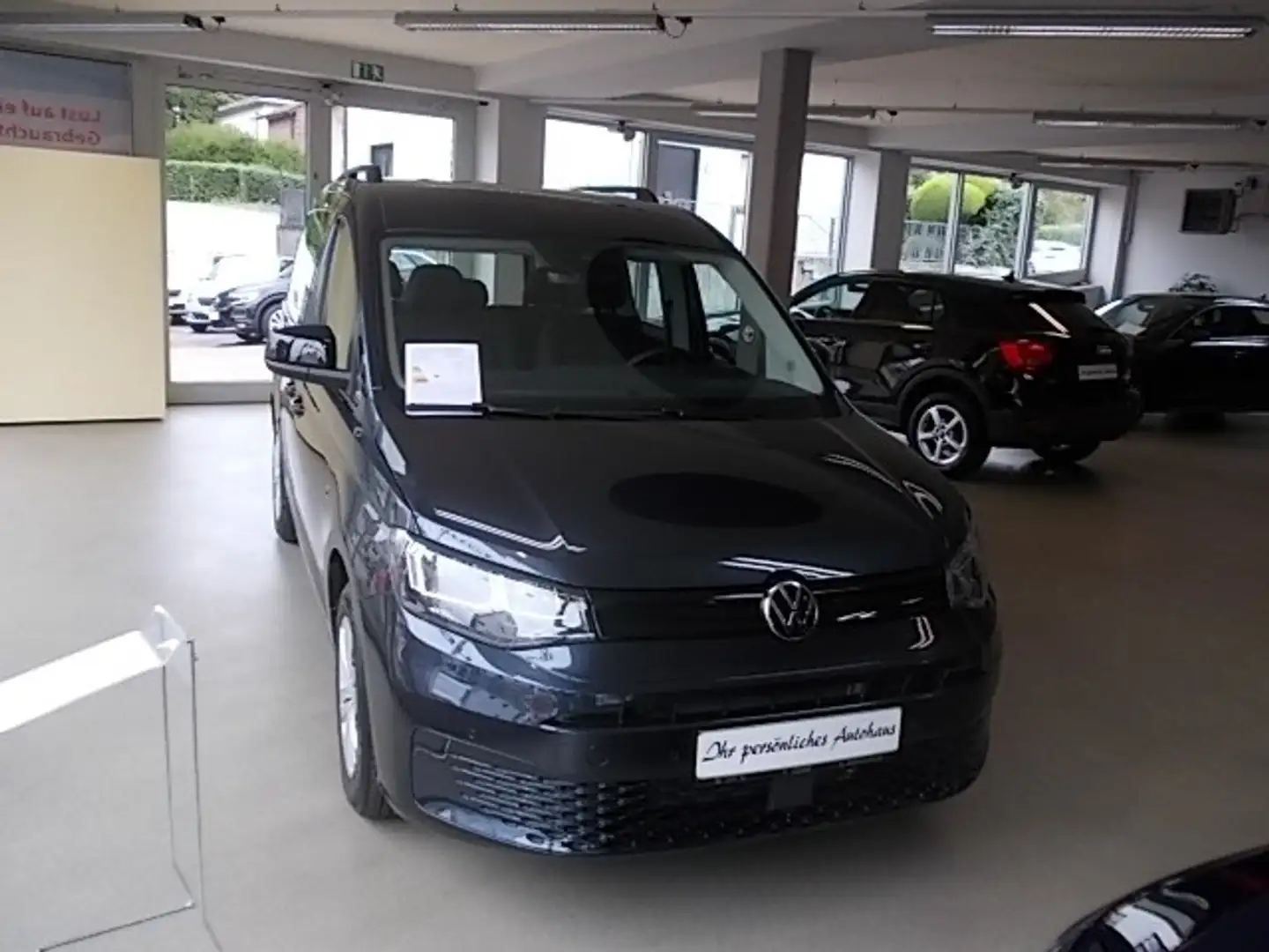 Volkswagen Caddy Kombi 1.5 TSI, 85kw(115 PS), 6Gang Klima Синій - 2