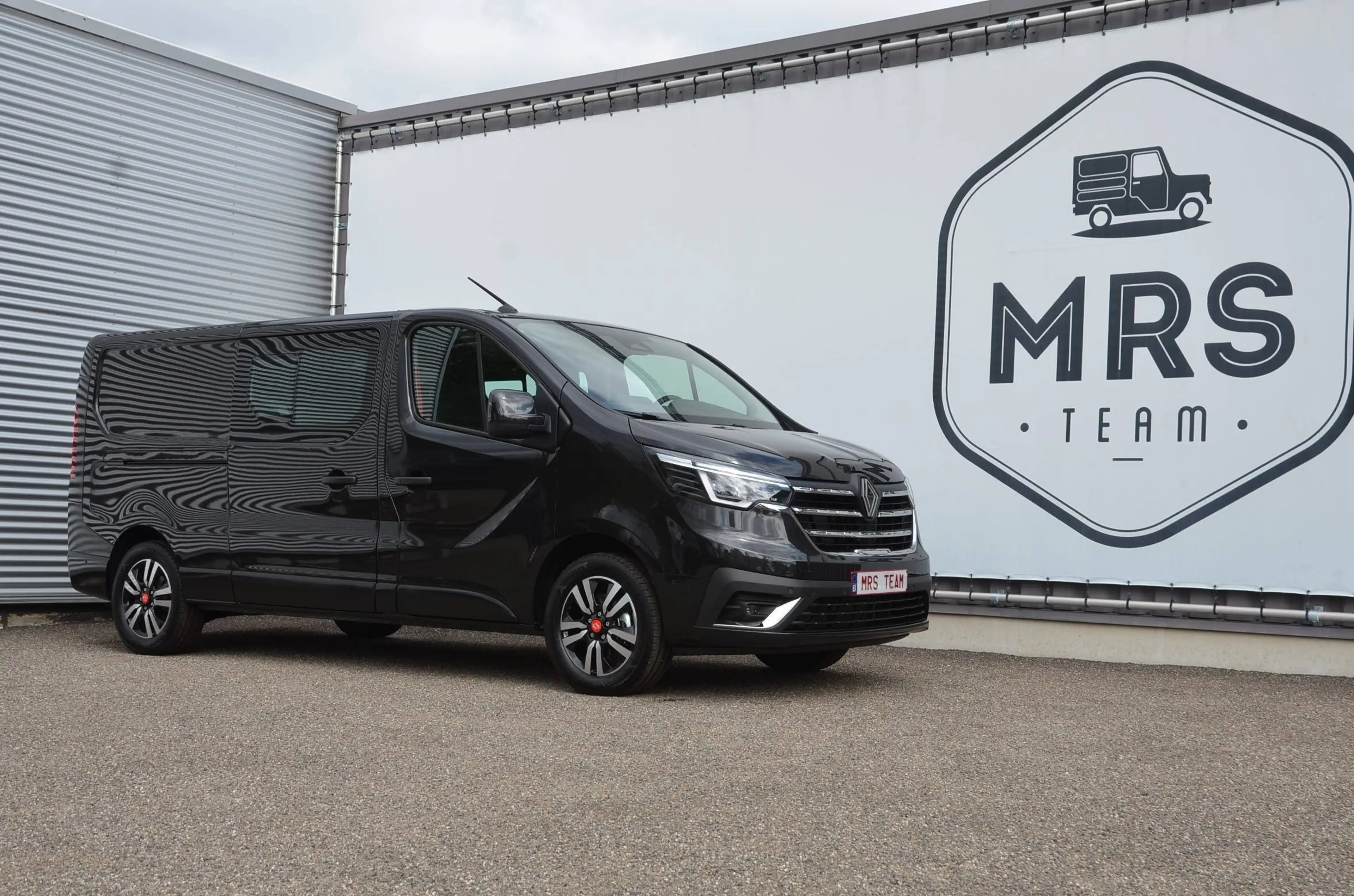 Renault Trafic - L2- Dubbelcabine- ACC- Exclusive- Automaat- Nieuw- 36990+BTW