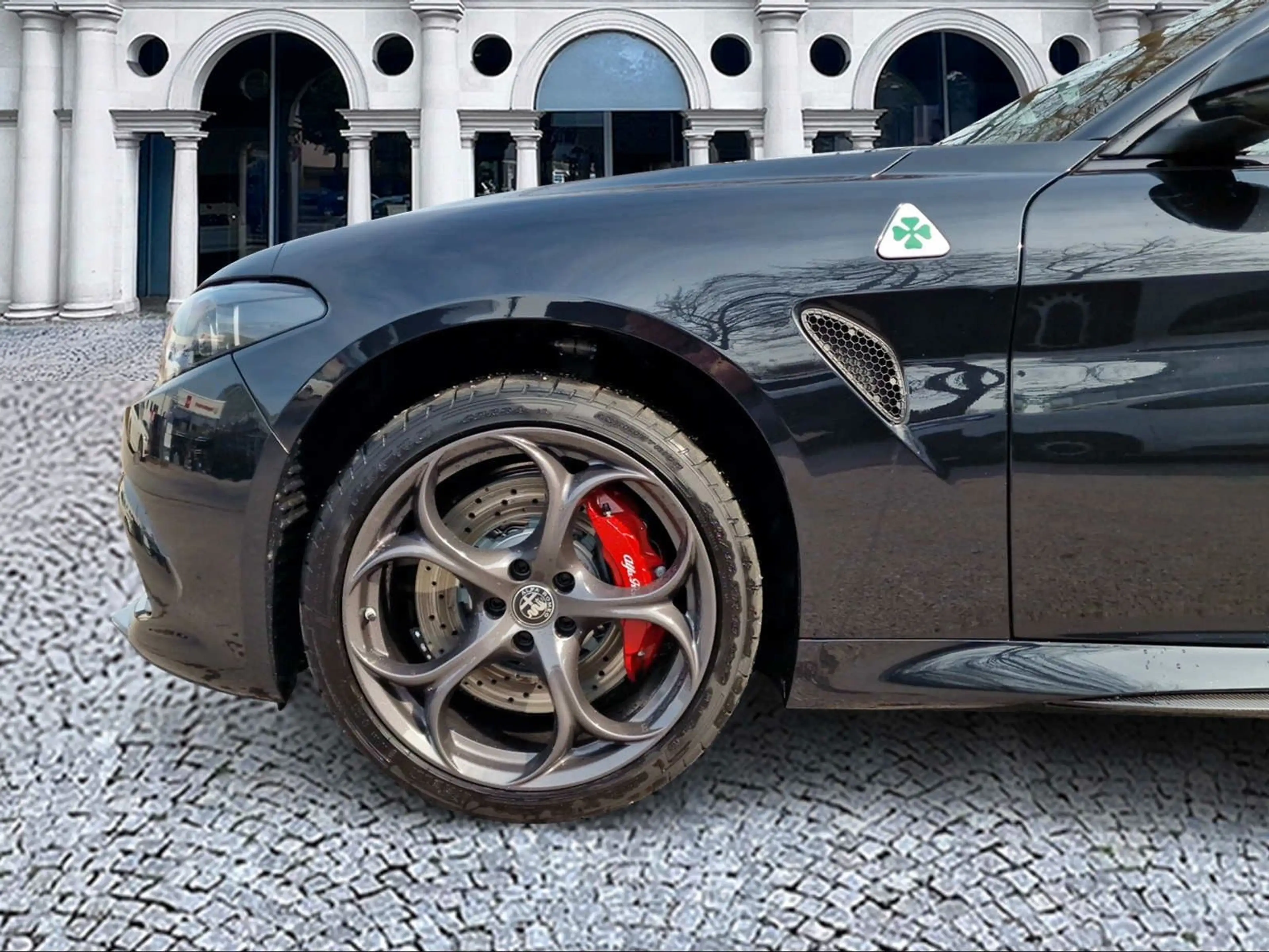 Alfa Romeo Giulia 2.9 V6 Bi-Turbo (520 PS) SOFORT VERFÜGBAR — photo 7