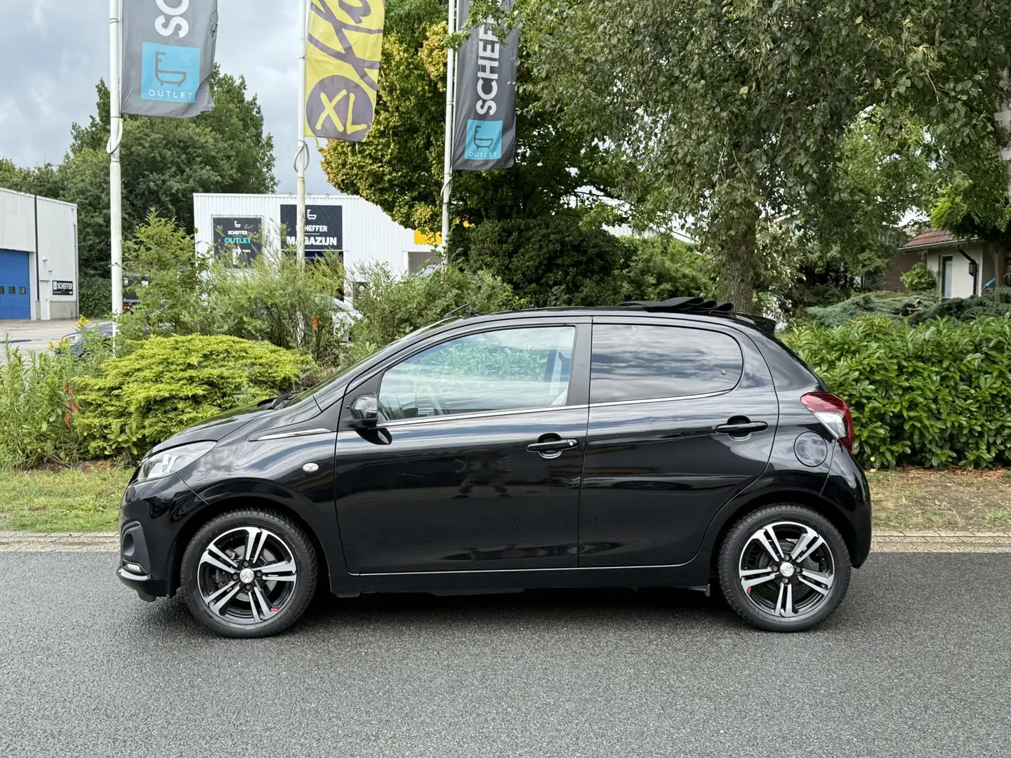Peugeot 108 1.0 e-VTi Active TOP! 68PK Pano•Airco Zwart - 2