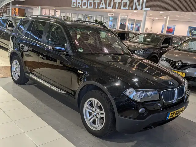 BMW X3 2.5si Automaat Airco, Cruise Control, Trekhaak, St