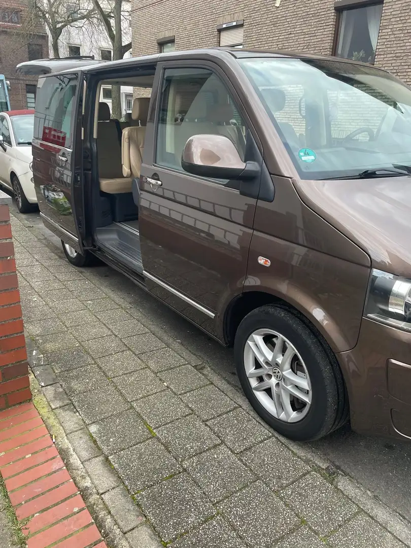 Volkswagen T5 Multivan Highline - 2