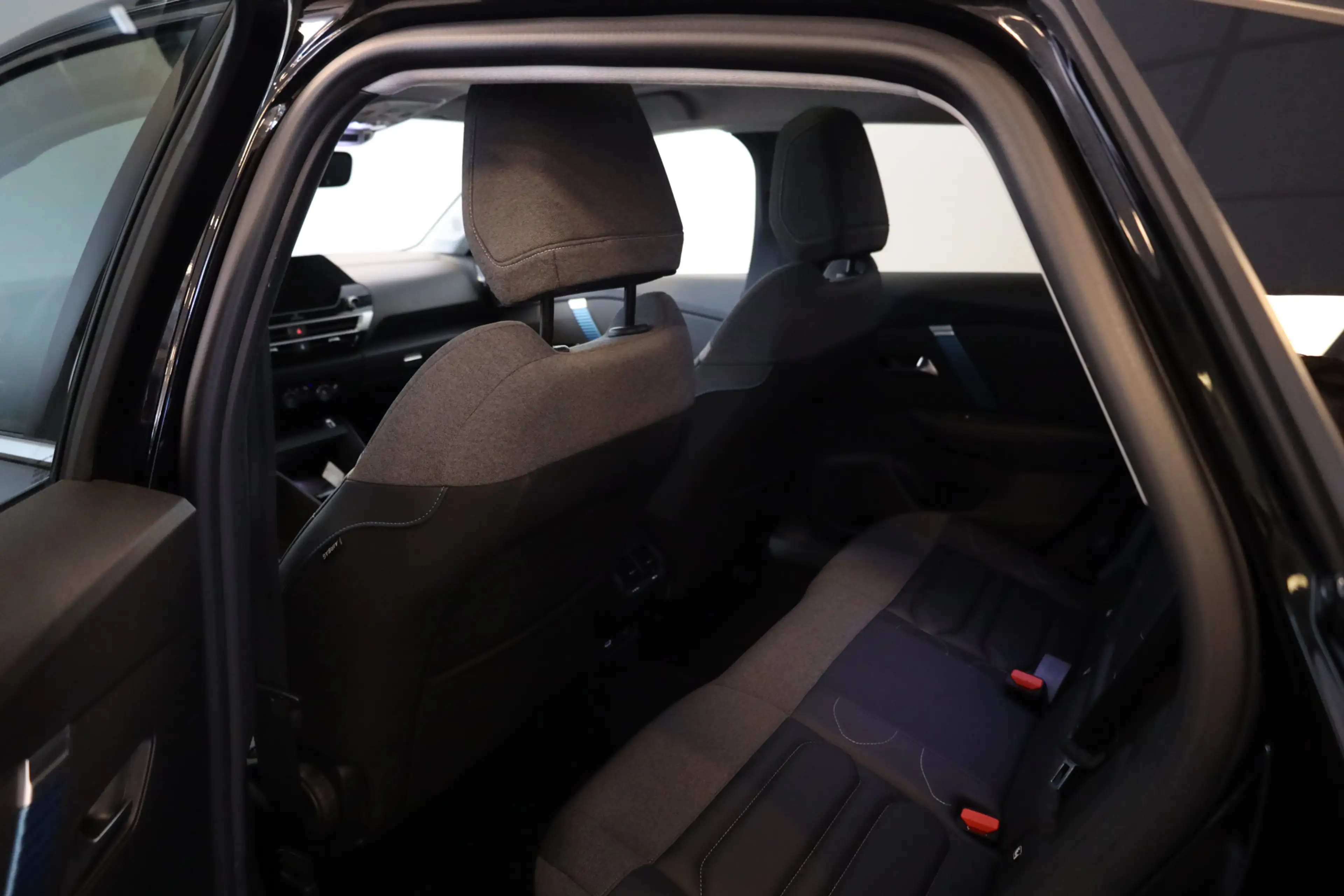 Citroen E-C4 Electric Shine 50 kWh Panoramadak | Adapt. Cruise | Leer | — photo 16