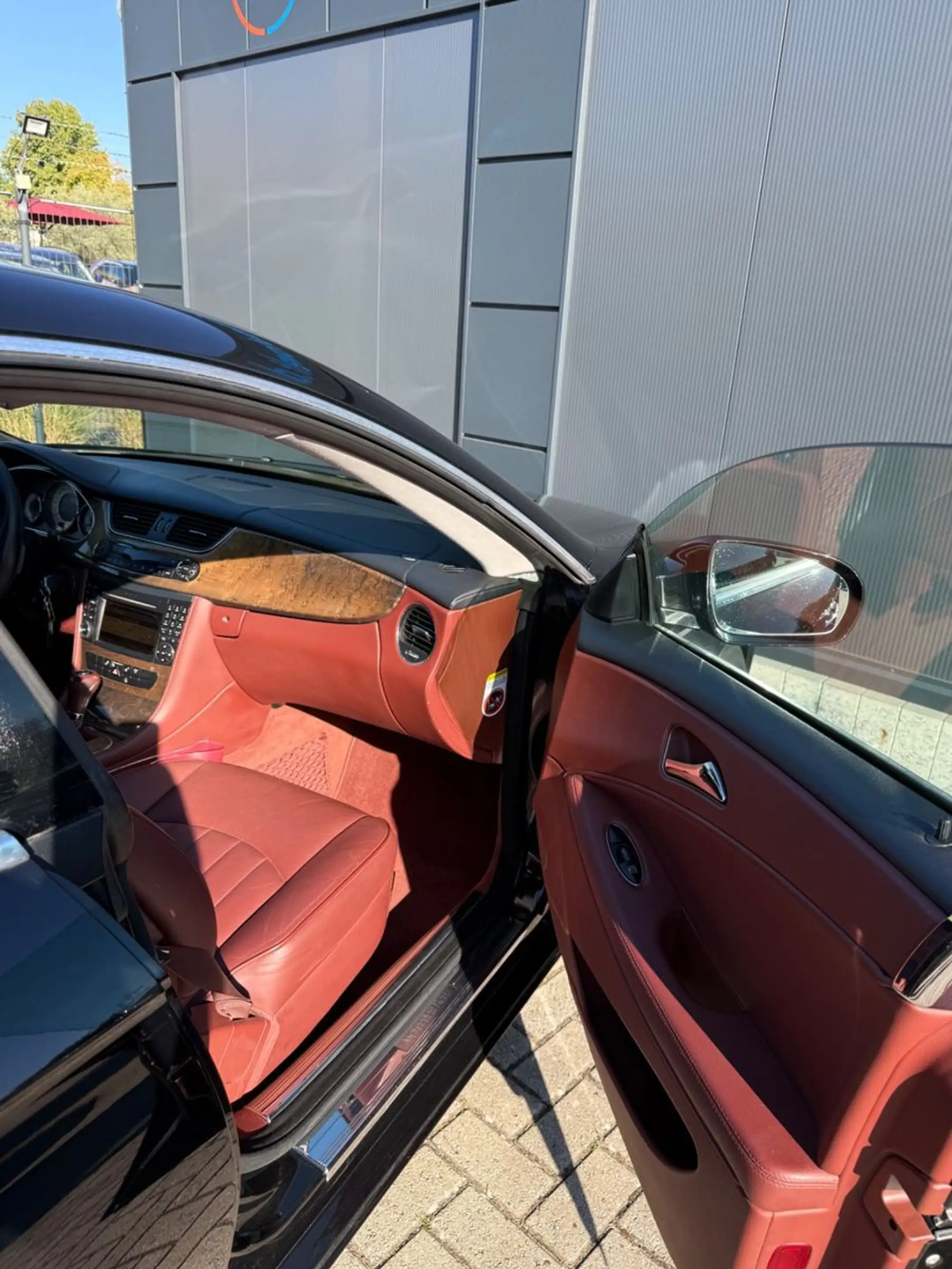 Mercedes-Benz CLS 320 *Panorama*Automatik*TüvNeu — photo 11