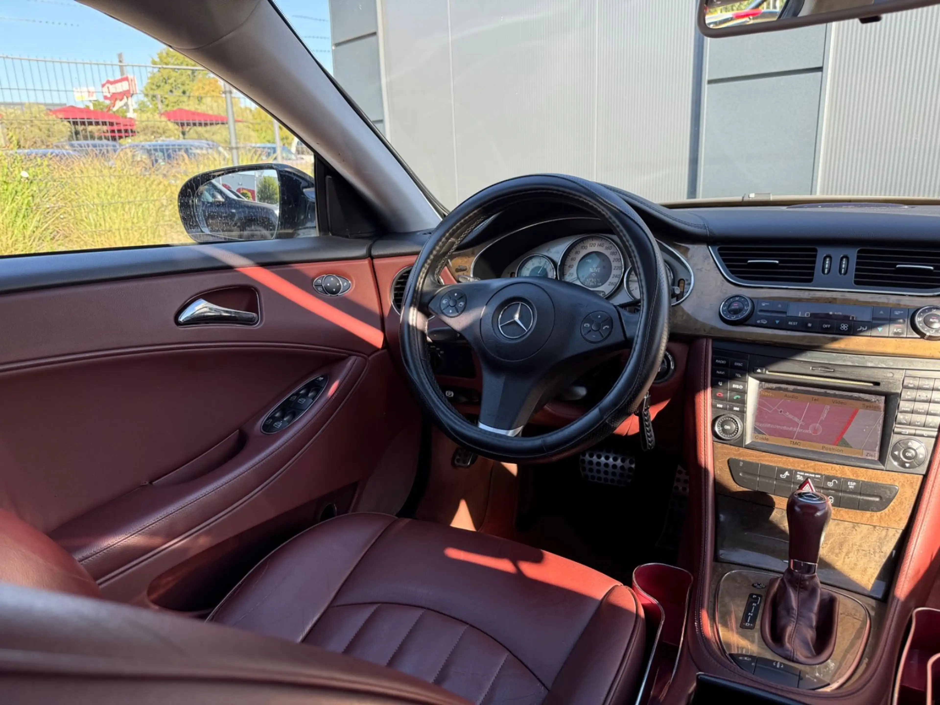 Mercedes-Benz CLS 320 *Panorama*Automatik*TüvNeu — photo 15