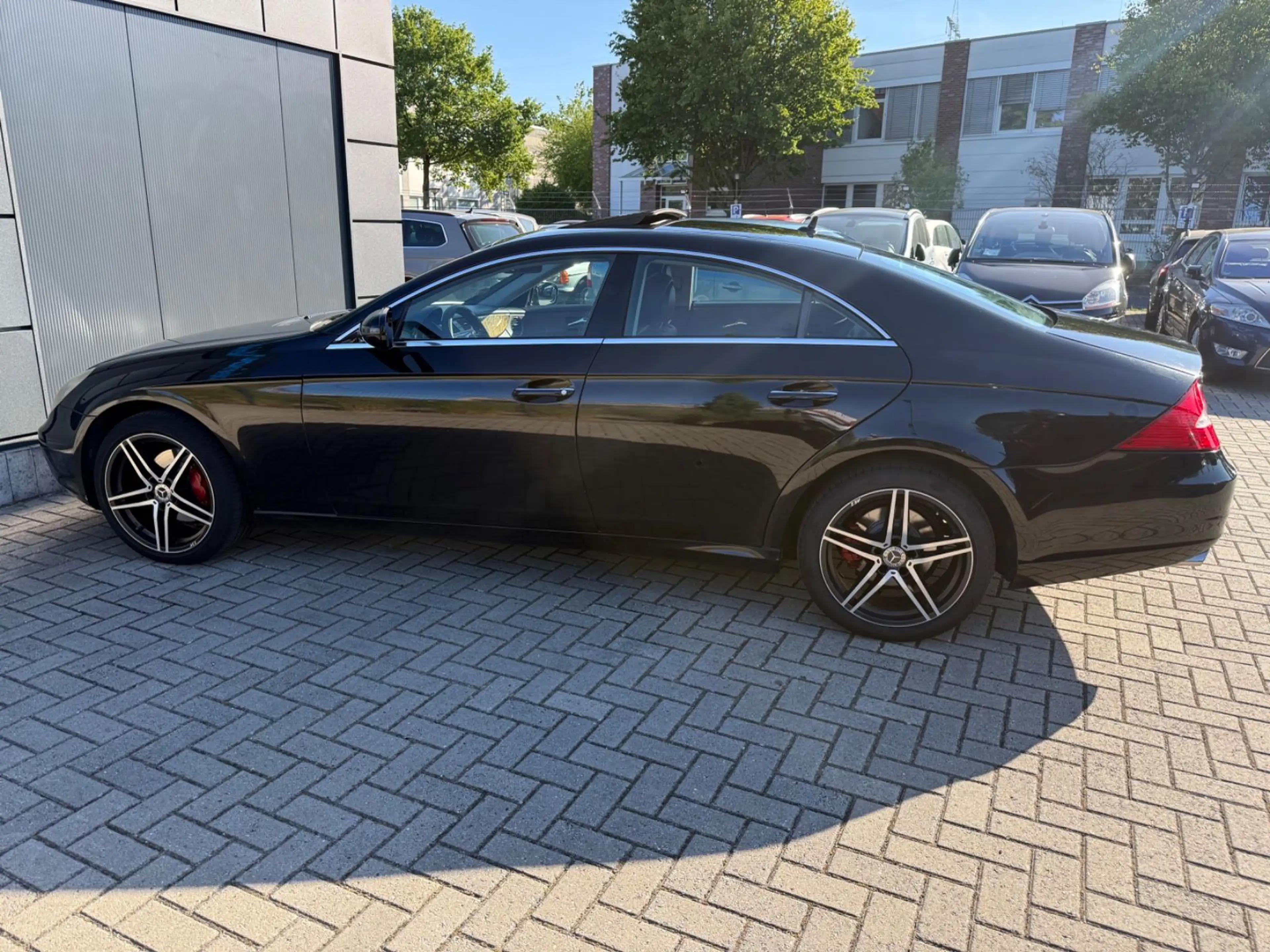 Mercedes-Benz CLS 320 *Panorama*Automatik*TüvNeu — photo 5