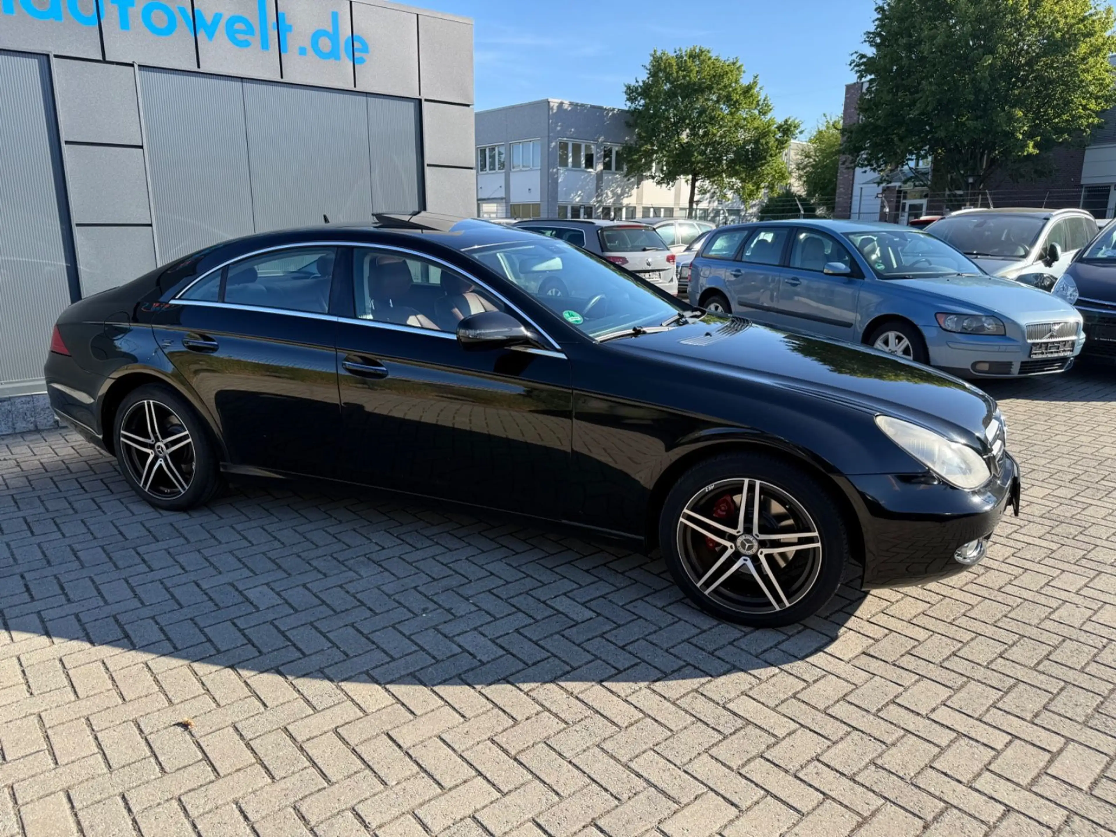 Mercedes-Benz CLS 320 *Panorama*Automatik*TüvNeu