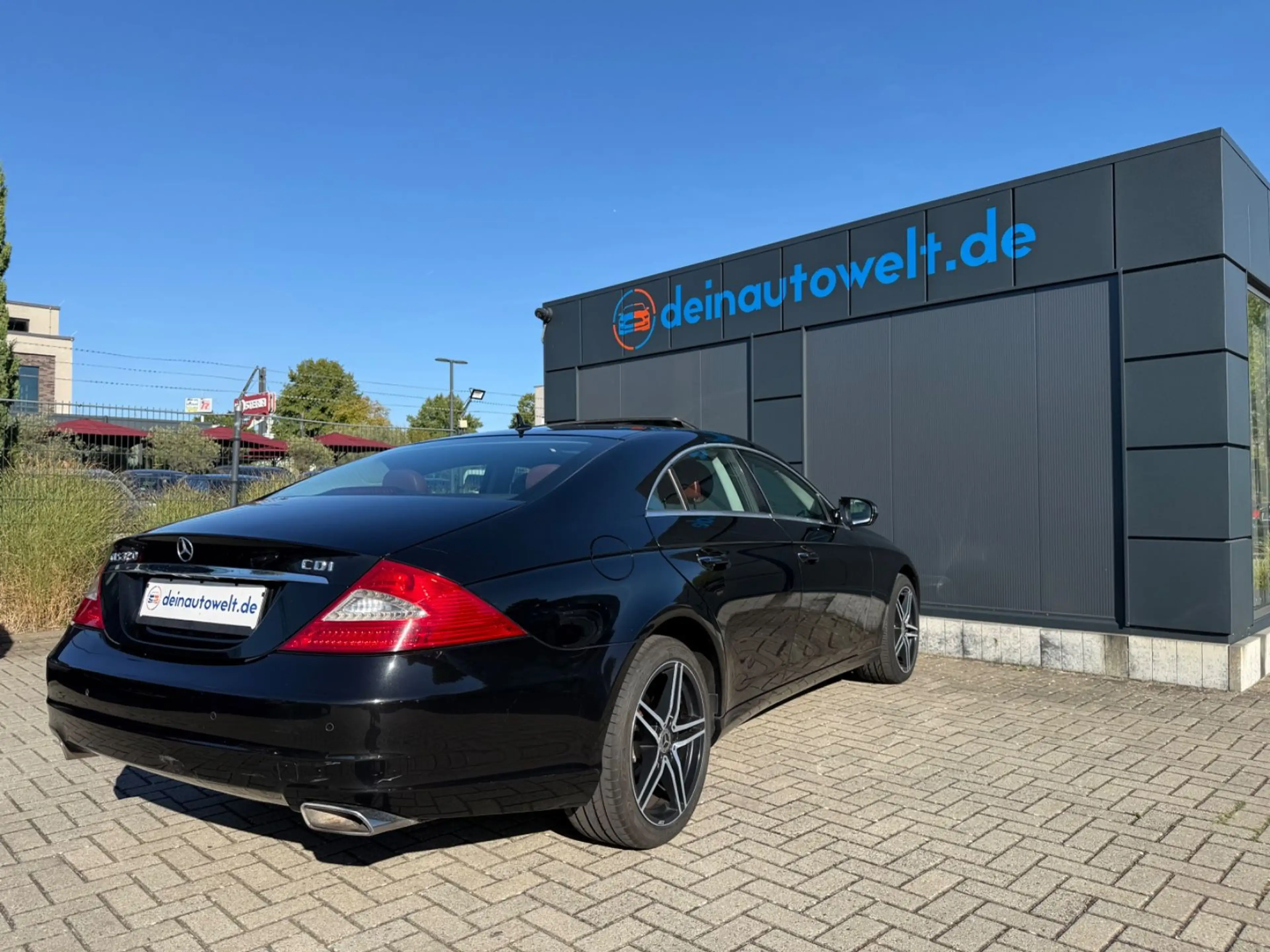Mercedes-Benz CLS 320 *Panorama*Automatik*TüvNeu — photo 8