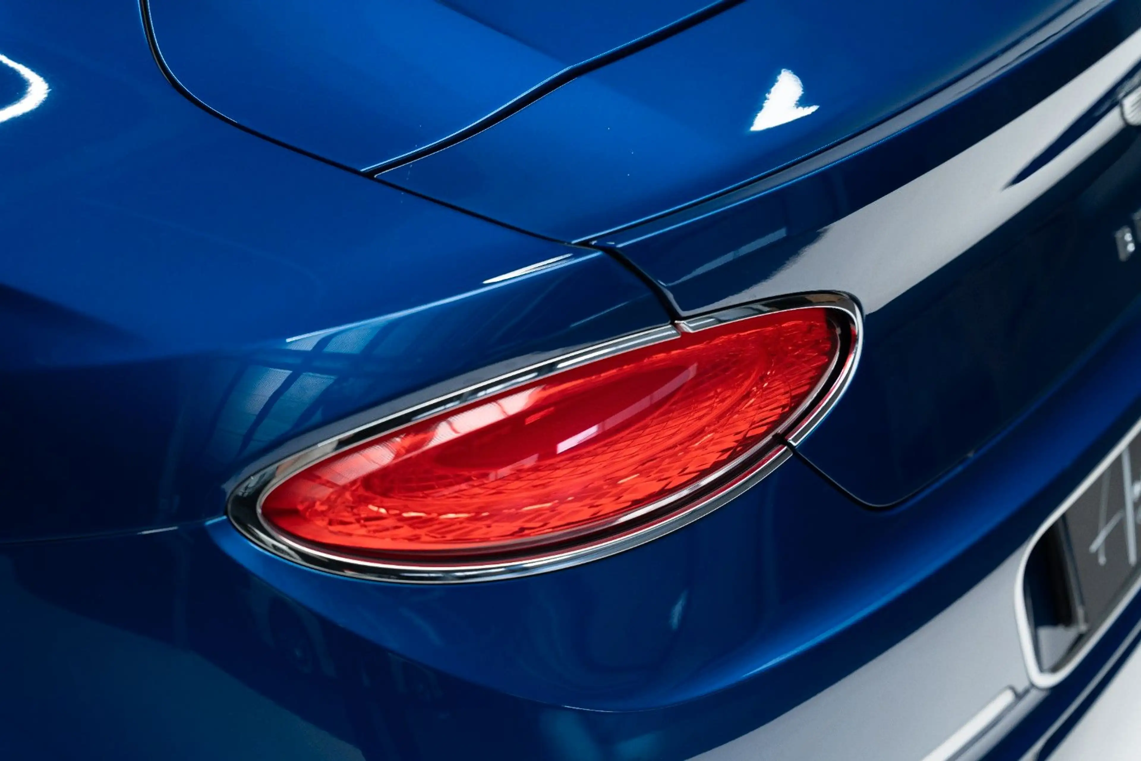Bentley Continental GT 6.0 W12 — photo 12