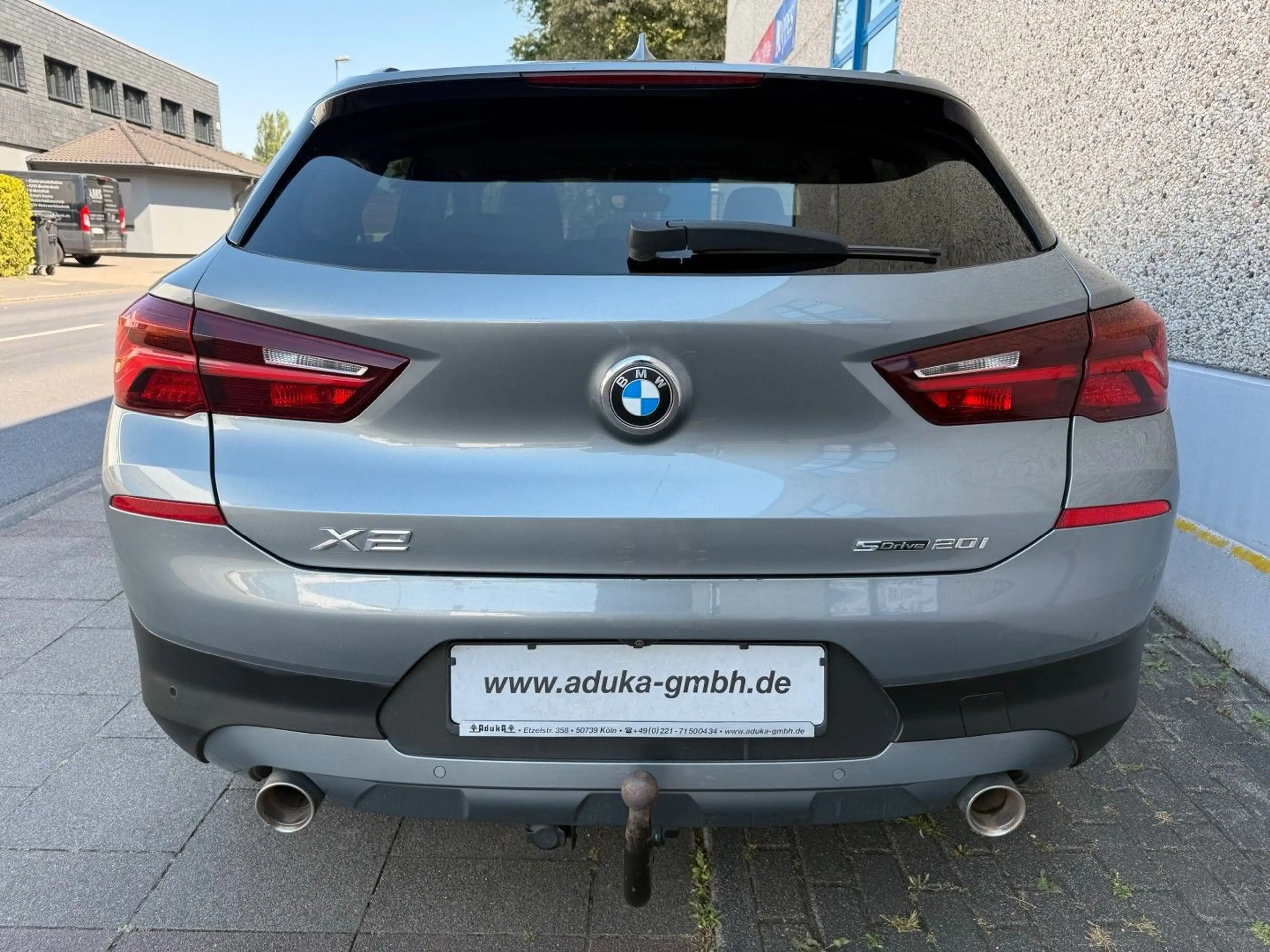 BMW X2 sDrive20i DCT Panorama AHK CarPlay LED Kamera — photo 7