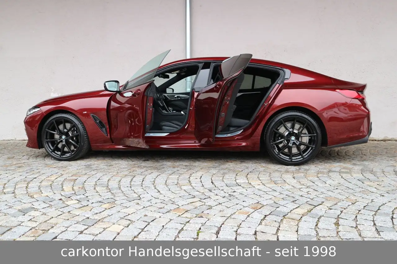 BMW 840