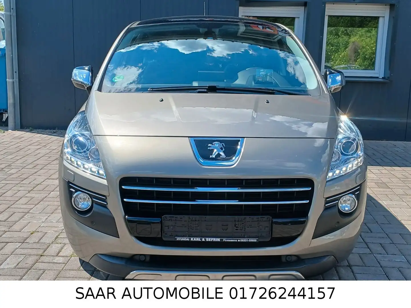 Peugeot 3008 2.0HDI Hybrid4/KLIMAAUTO/NAVI/PANORAMA Grey - 2