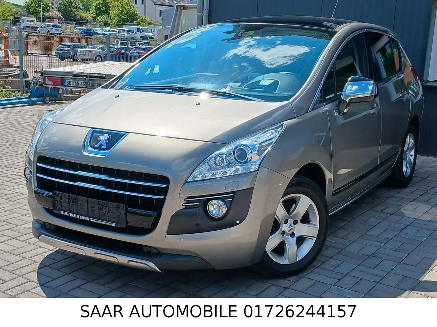 Peugeot 3008 2.0HDI Hybrid4/KLIMAAUTO/NAVI/PANORAMA Grey - 1