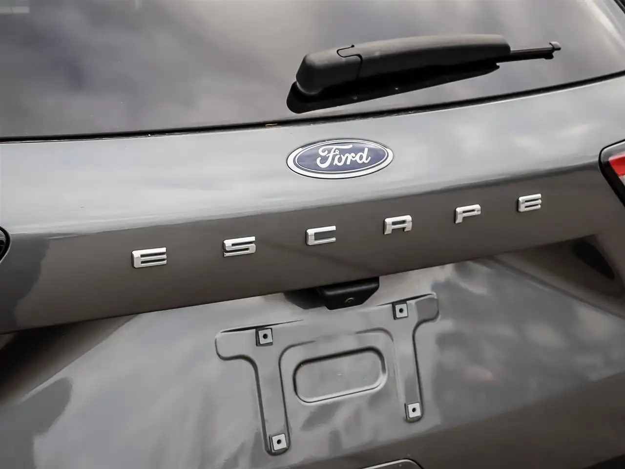 Ford Escape снимка Ford Escape
