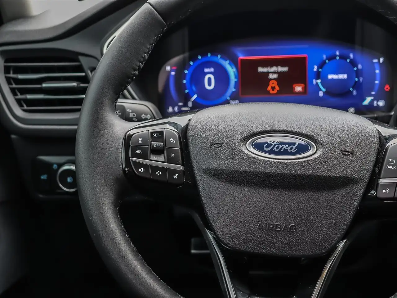 Ford Escape снимка Ford Escape