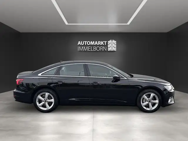 Audi A6 view 11