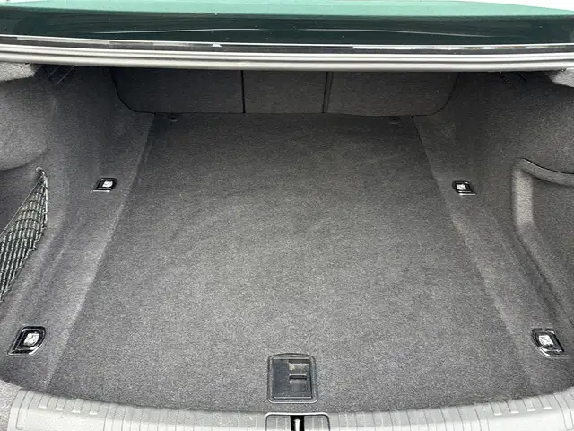 Audi A6 view 24
