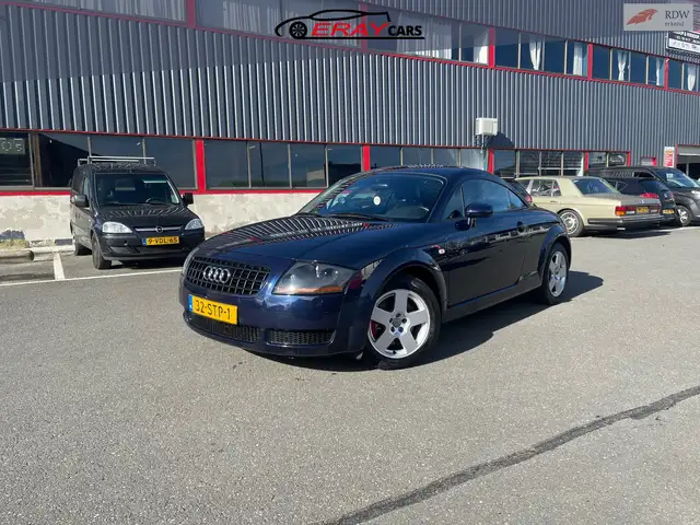 Audi TT 1.8 5V Turbo / CRUISE / LEDERE-VERWARMDE STOELEN /