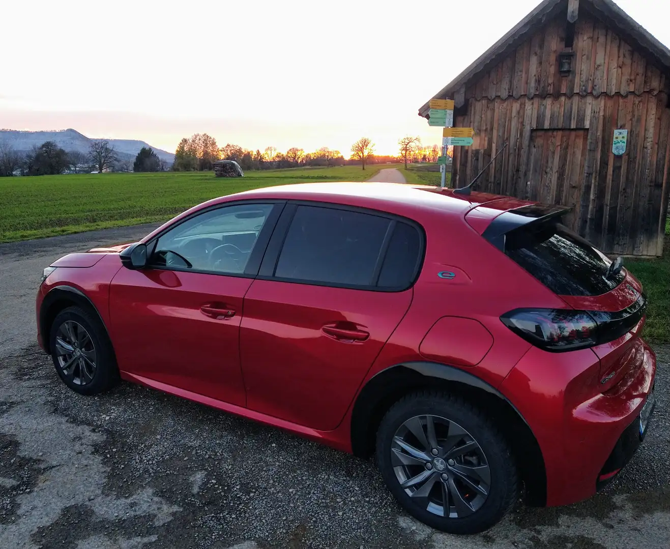 Peugeot e-208 208 Elektromotor 136 Allure Pack - 1