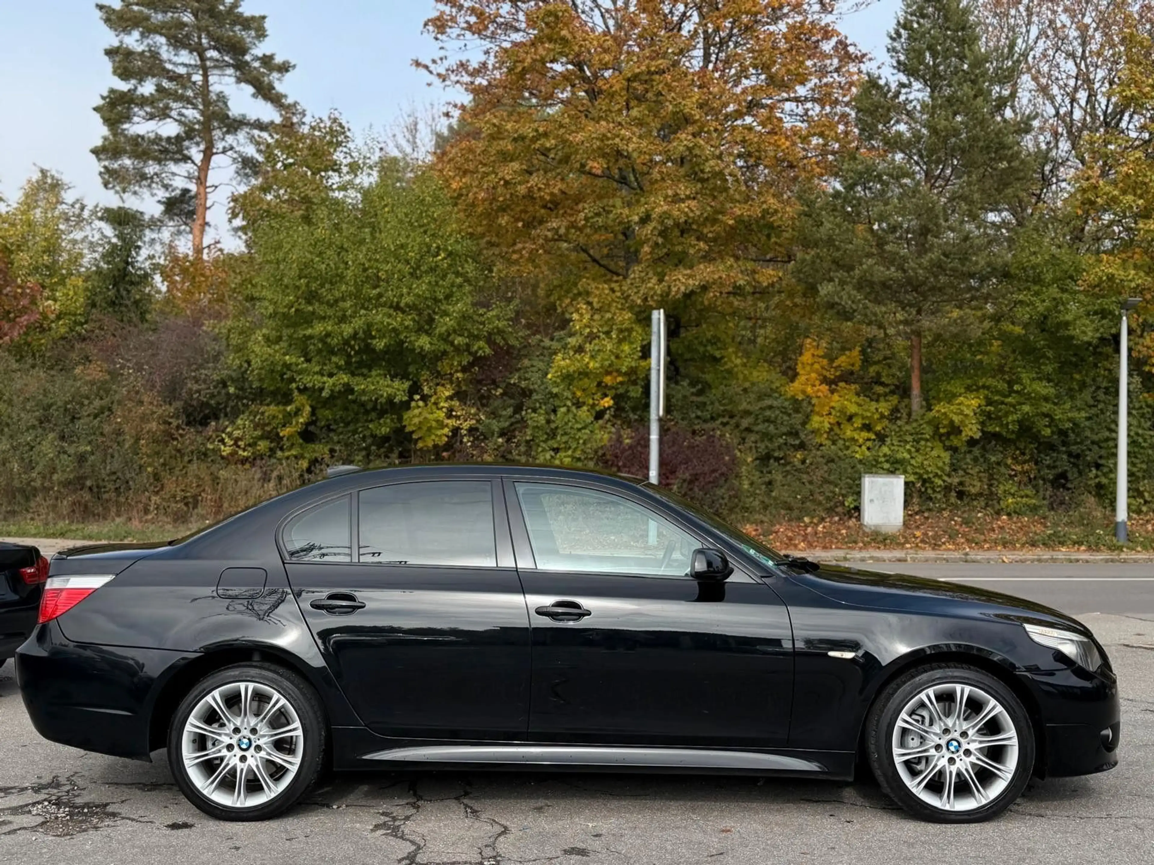 BMW 530 d 5er Lim. M-Paket E60 NAVI/PDC/TÜV — photo 10