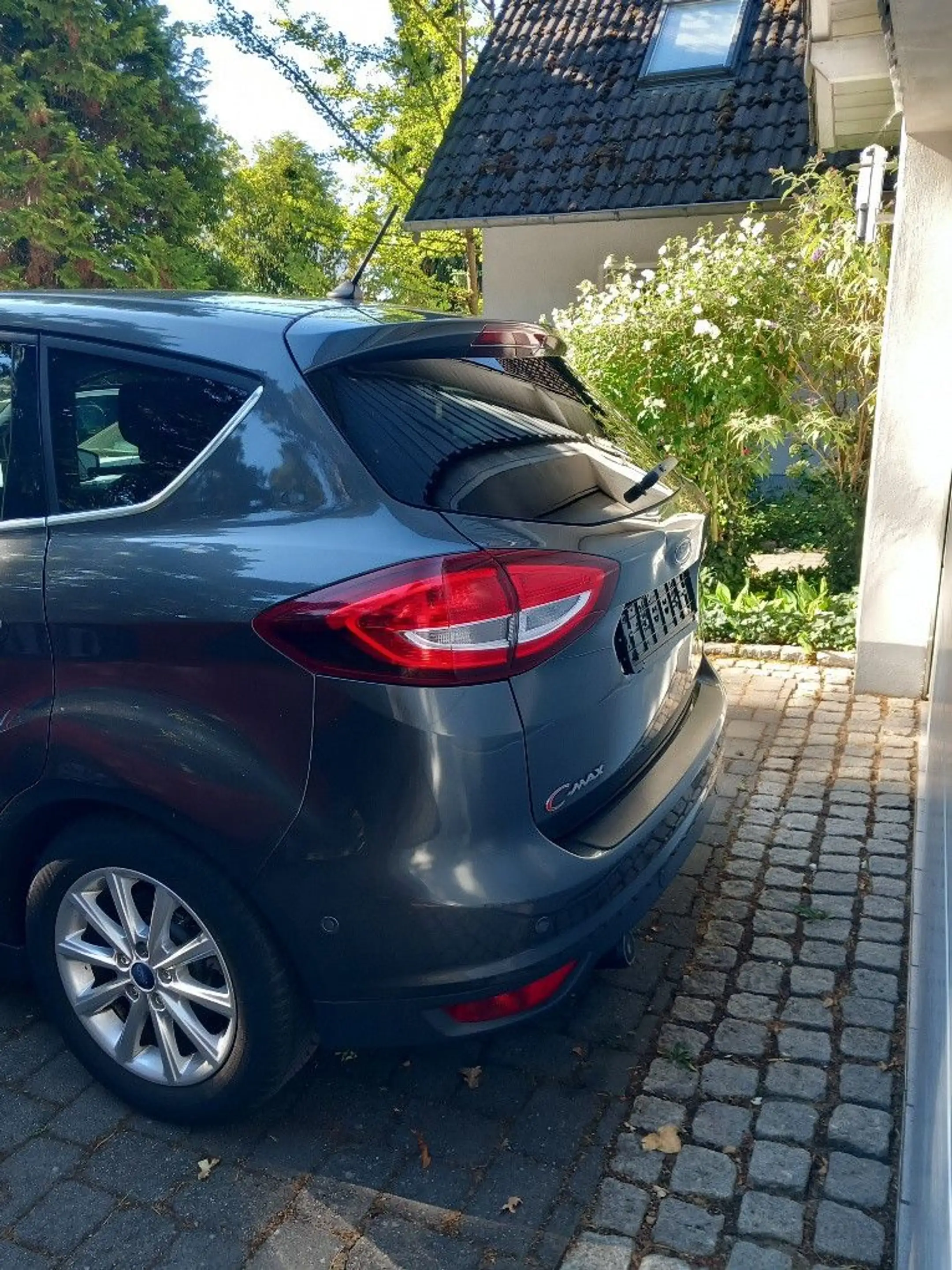 Ford C-Max 1.0 EcoBoost Titanium — photo 5
