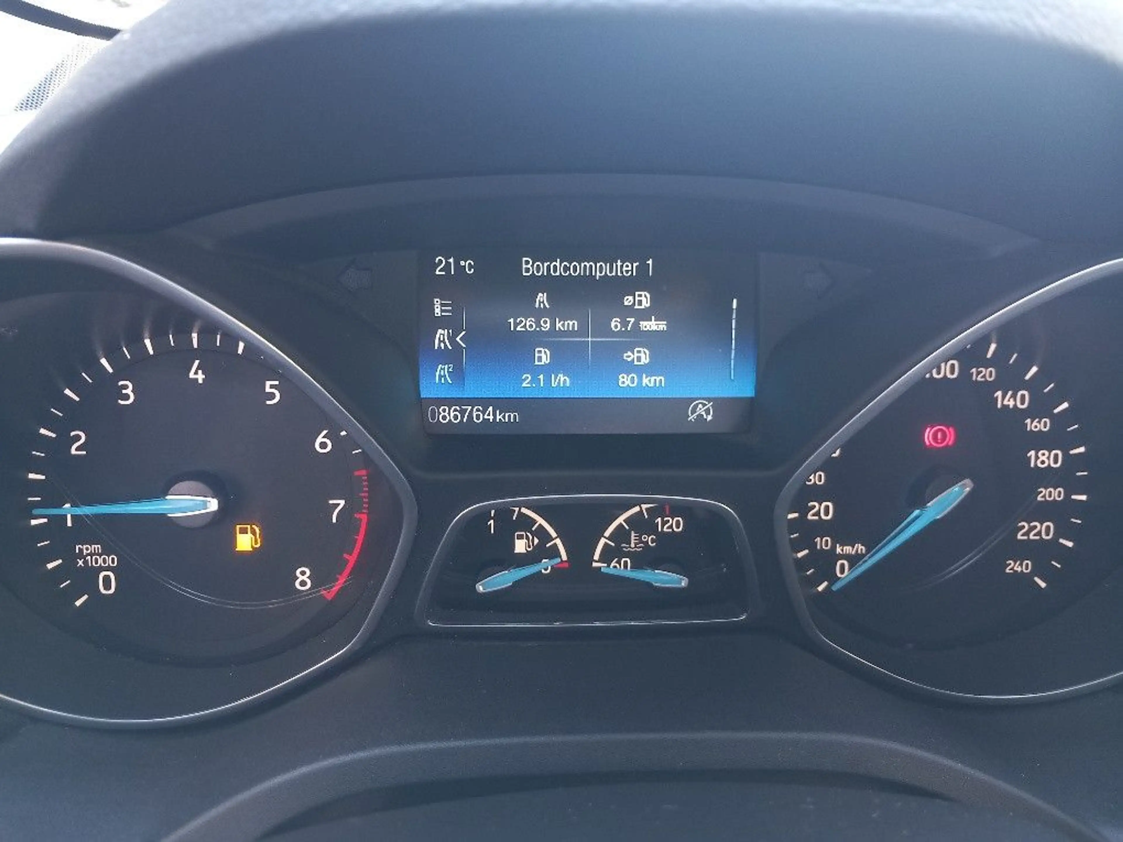 Ford C-Max 1.0 EcoBoost Titanium — photo 3