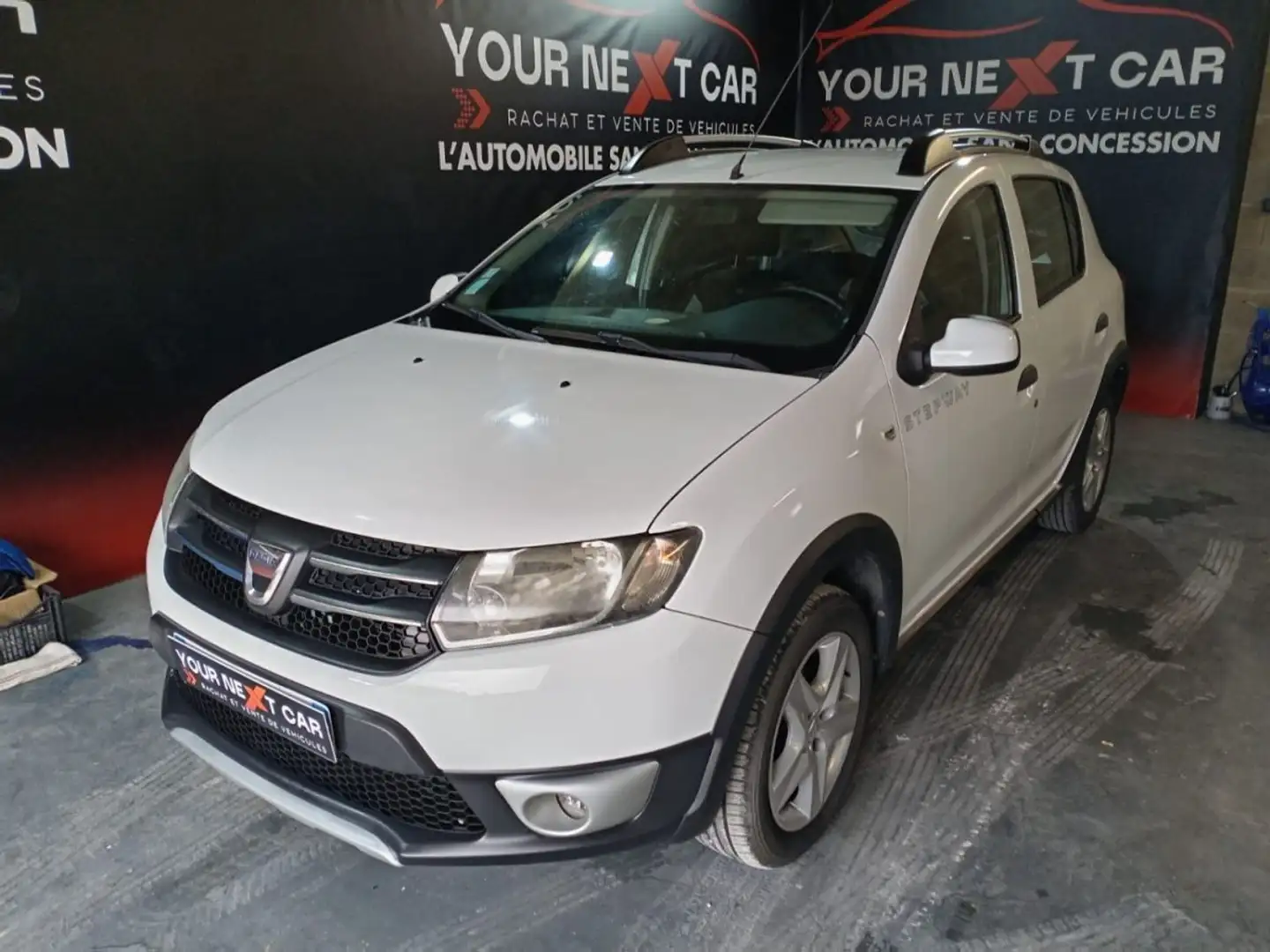 Dacia Sandero 1.5 DCI 90 STEPWAY AMBIANCE Wit - 1