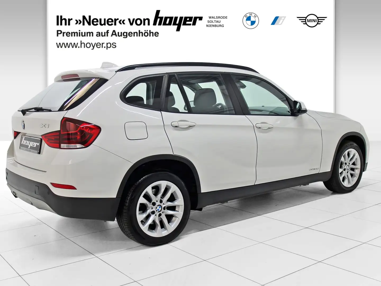 BMW X1 sDrive18d Xenon Tempomat USB Klimaaut. Shz Weiß - 2