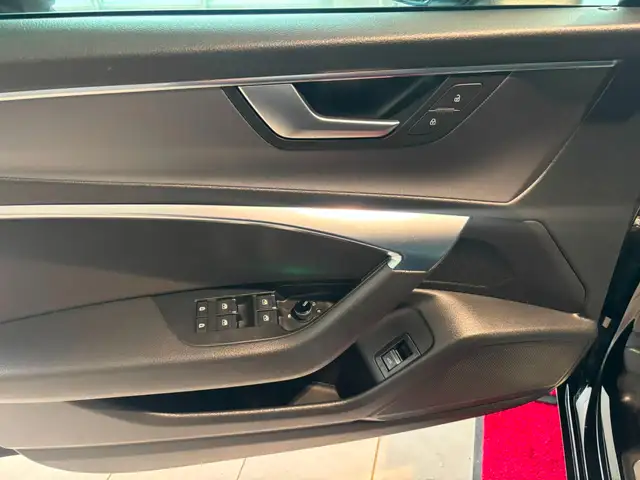 Audi A6 view 15